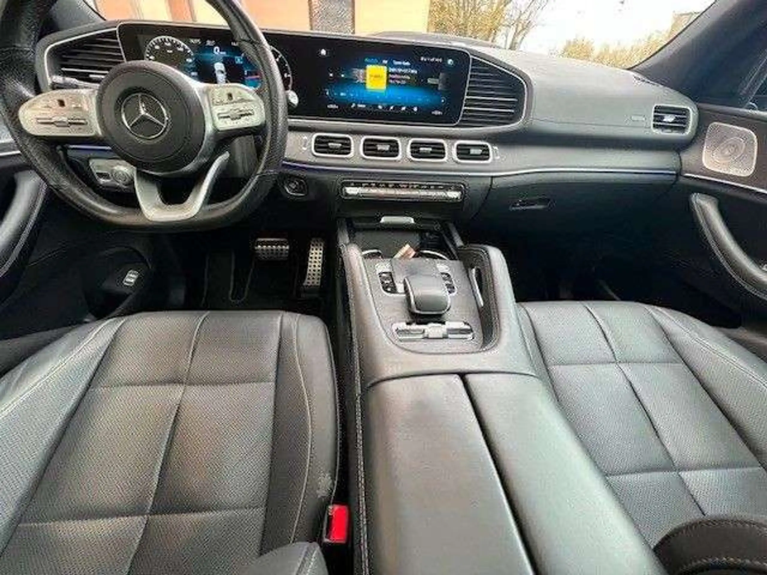 Mercedes-Benz - GLS 400