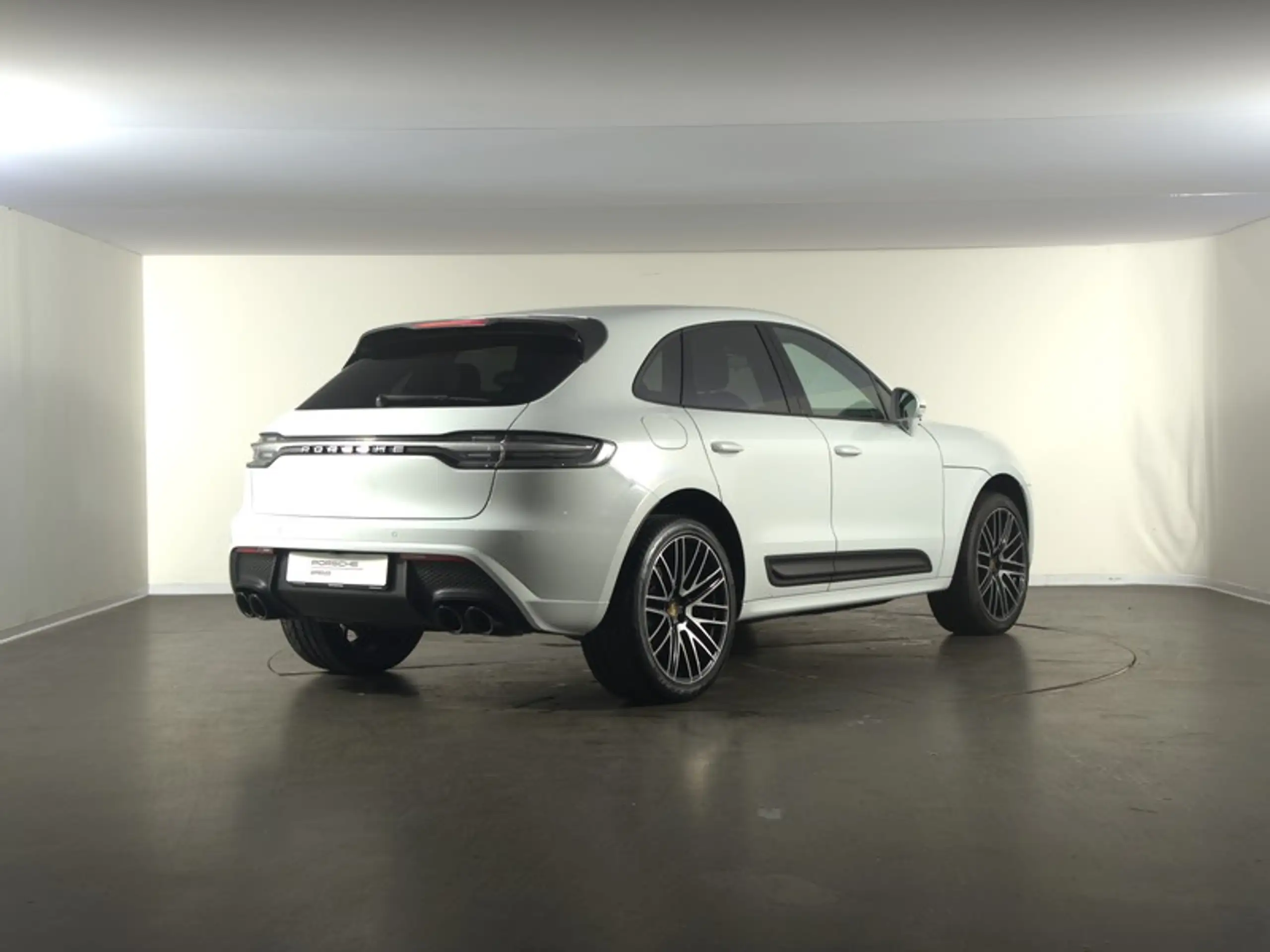 Porsche - Macan