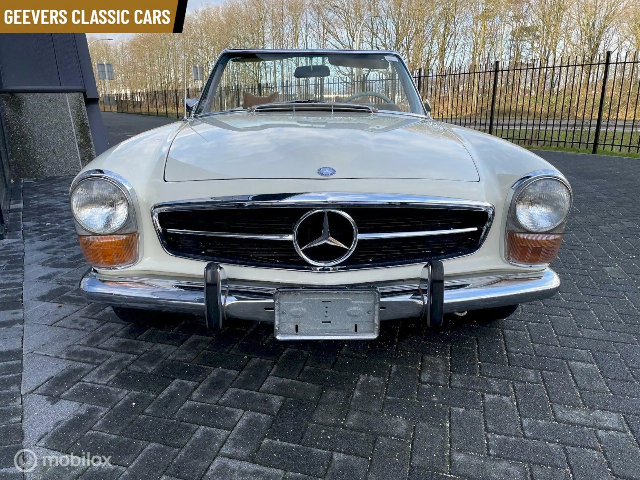 Mercedes-Benz - SL 280