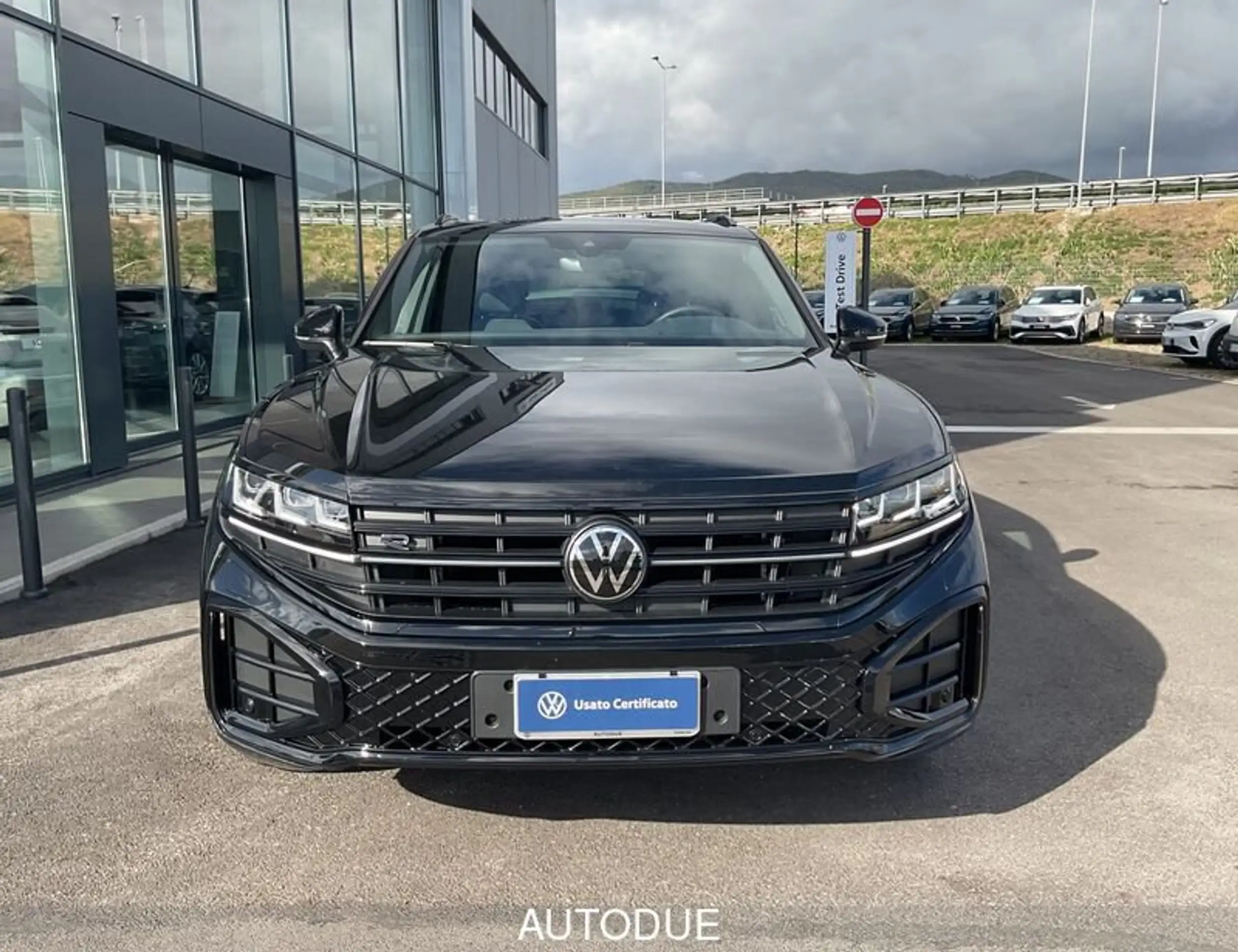 Volkswagen - Touareg