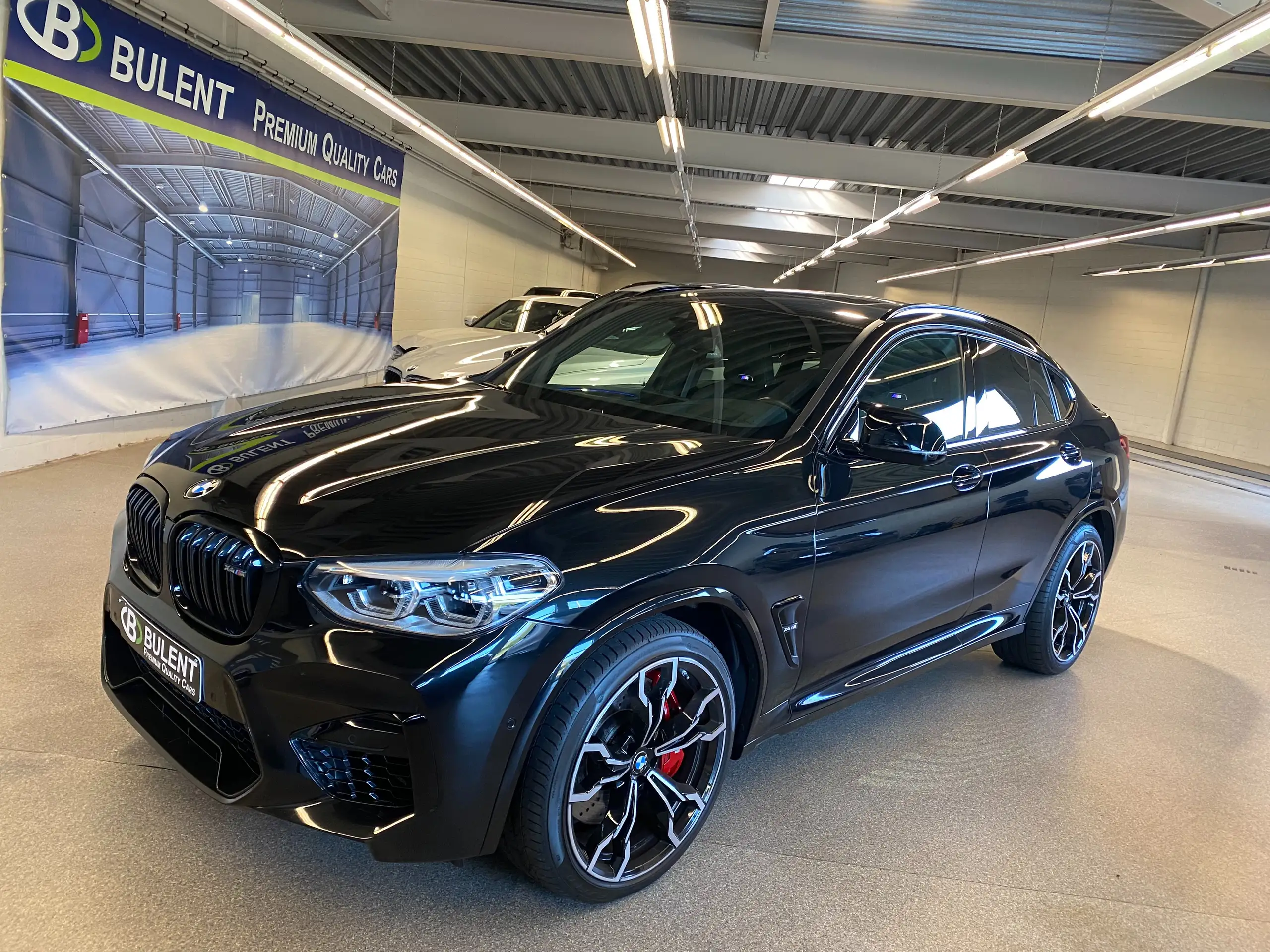 BMW - X4 M