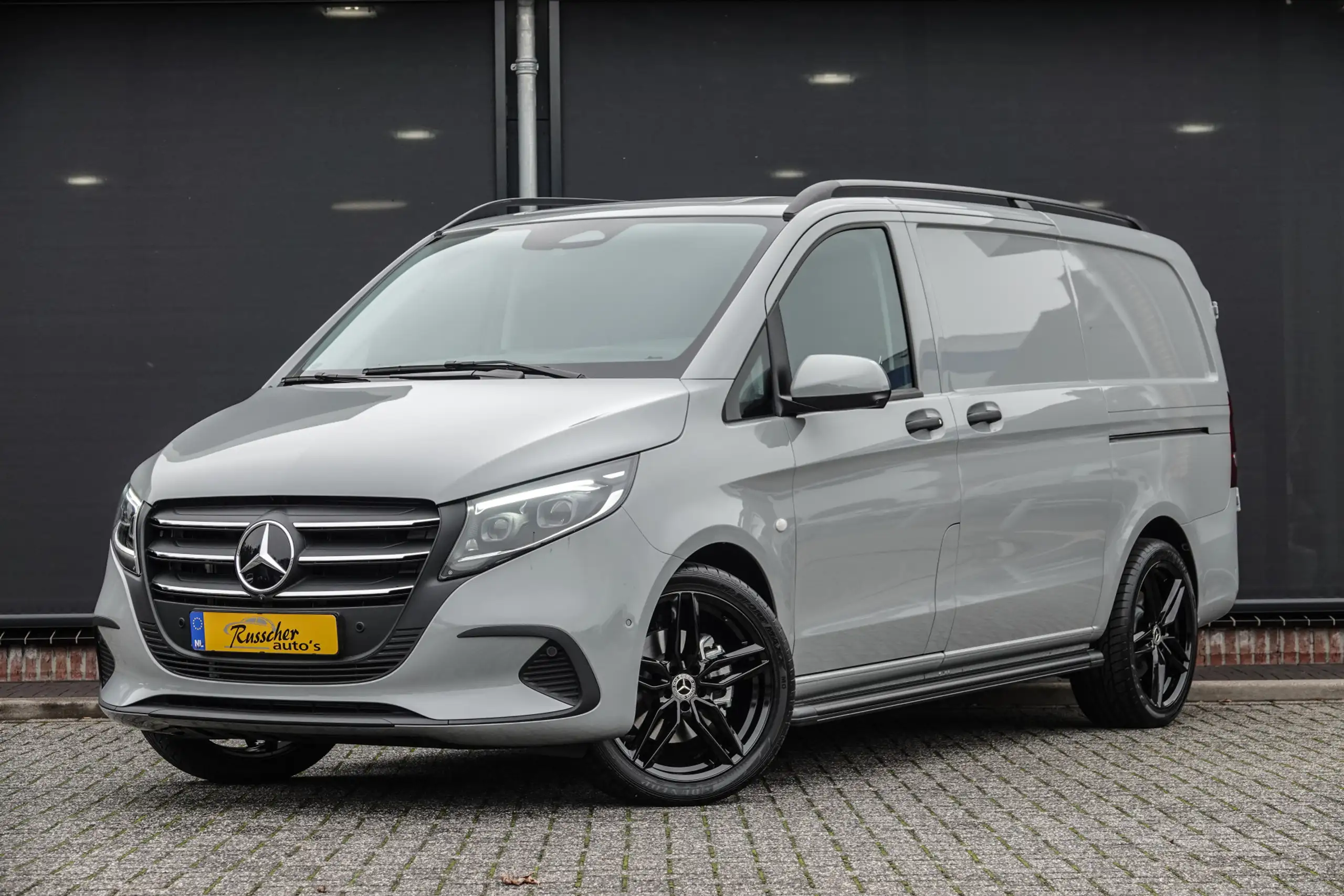 Mercedes-Benz - Vito