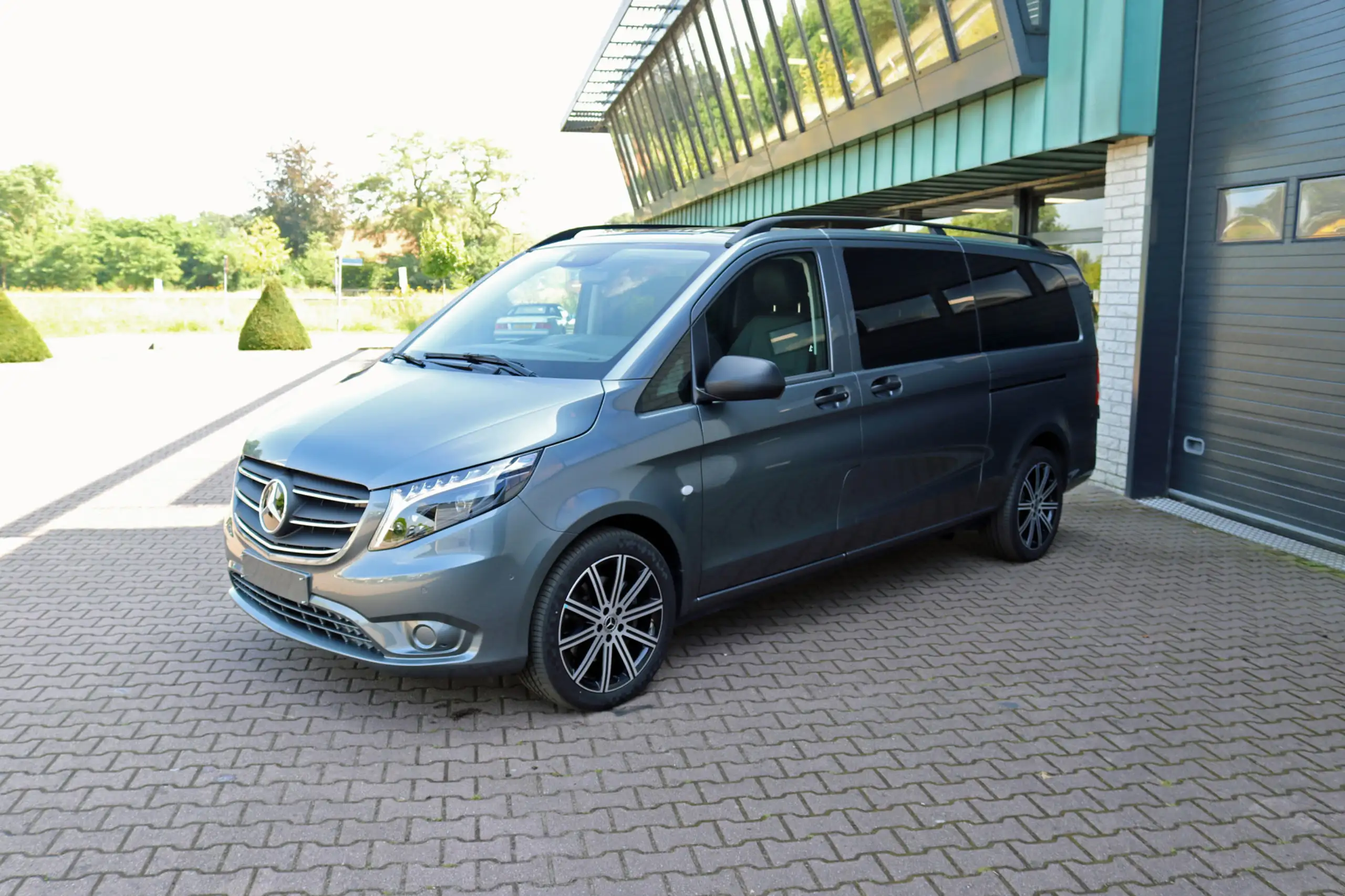 Mercedes-Benz - Vito