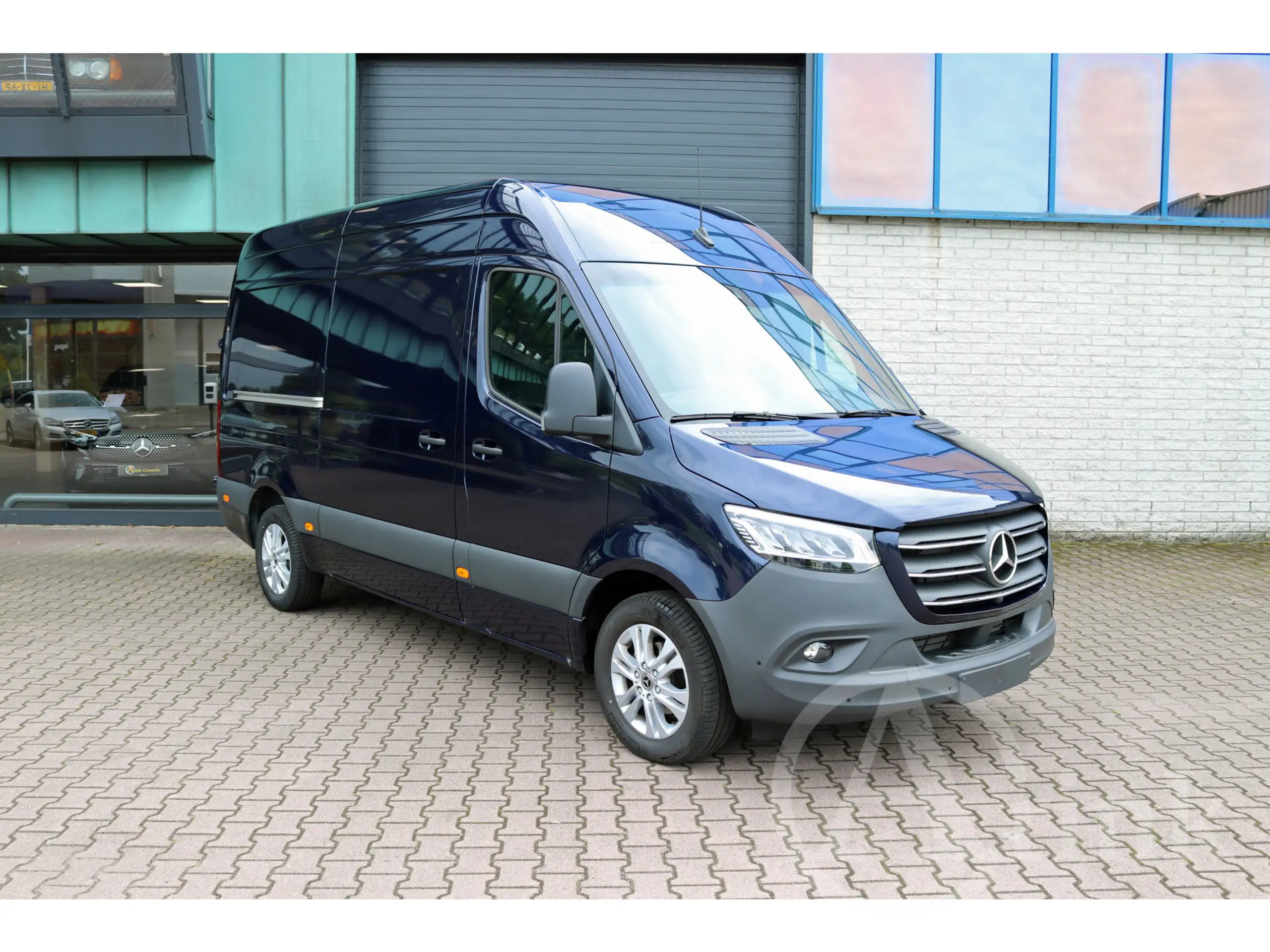 Mercedes-Benz - Sprinter