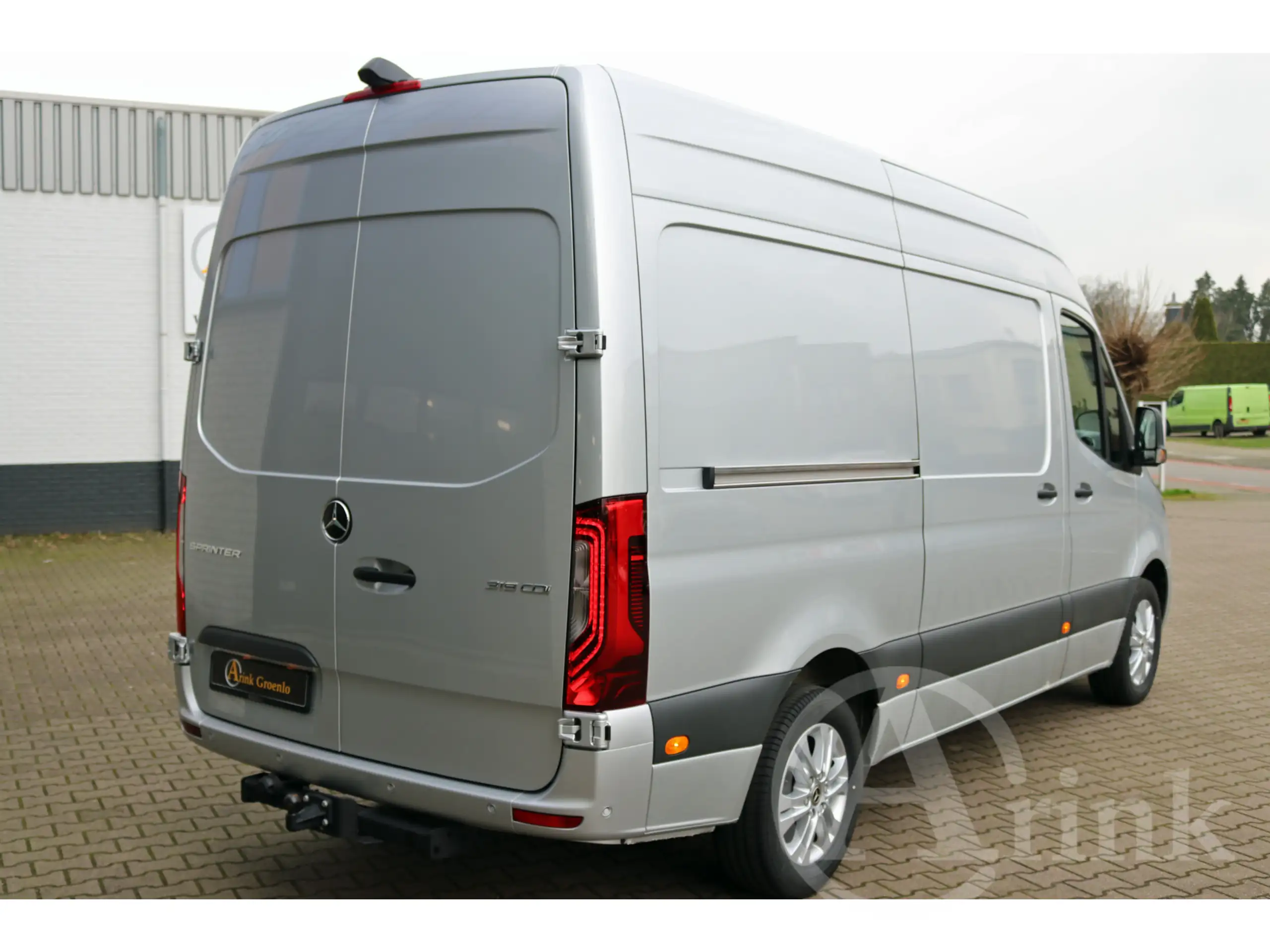 Mercedes-Benz - Sprinter