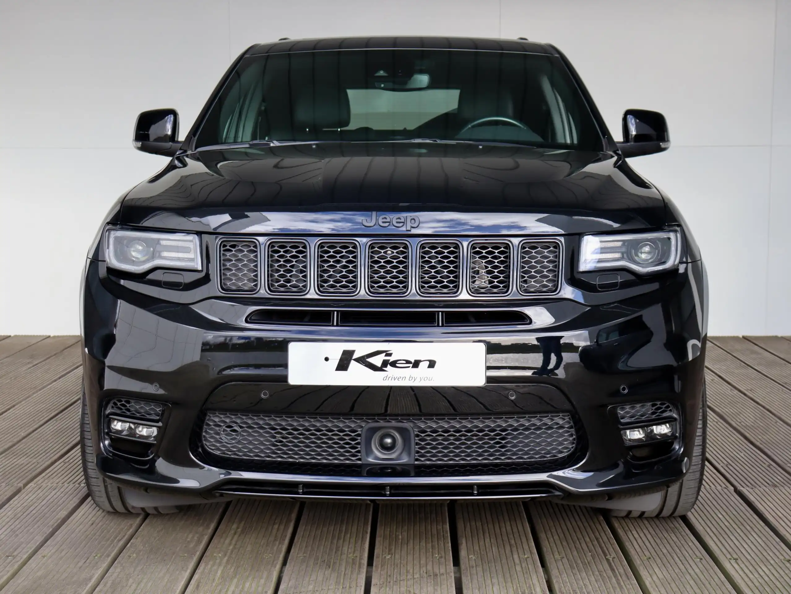 Jeep - Grand Cherokee