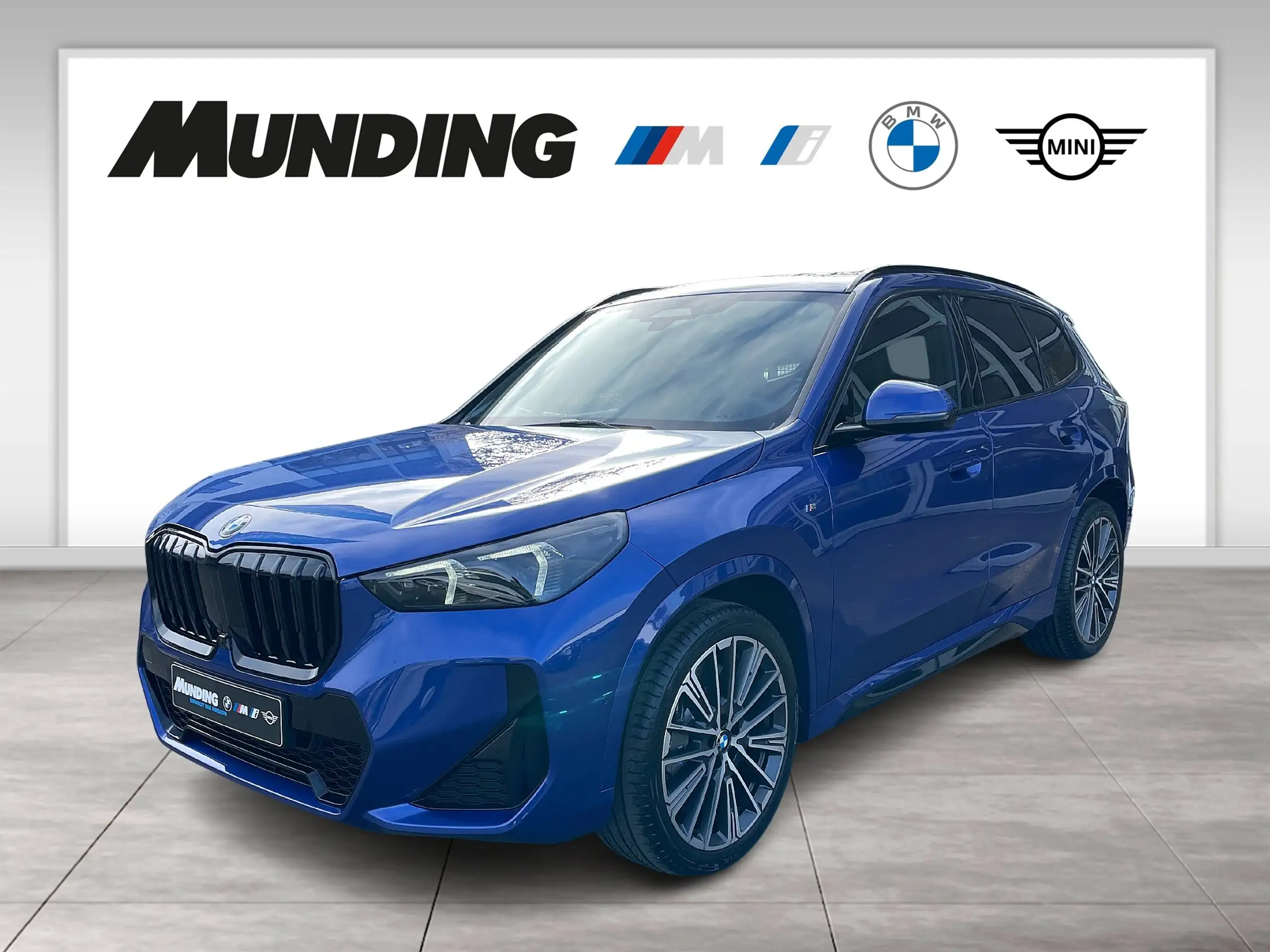 BMW - X1