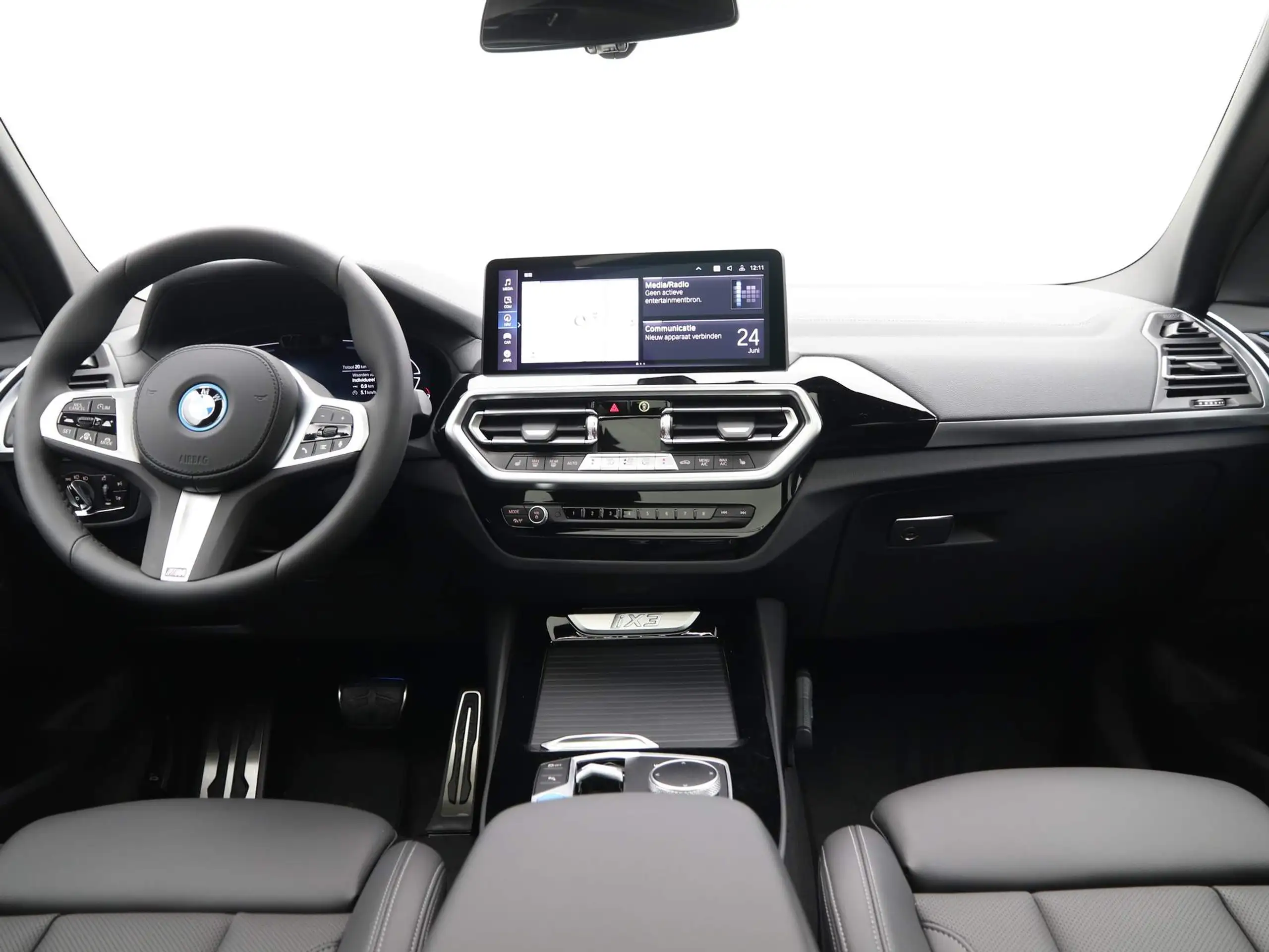 BMW - iX3