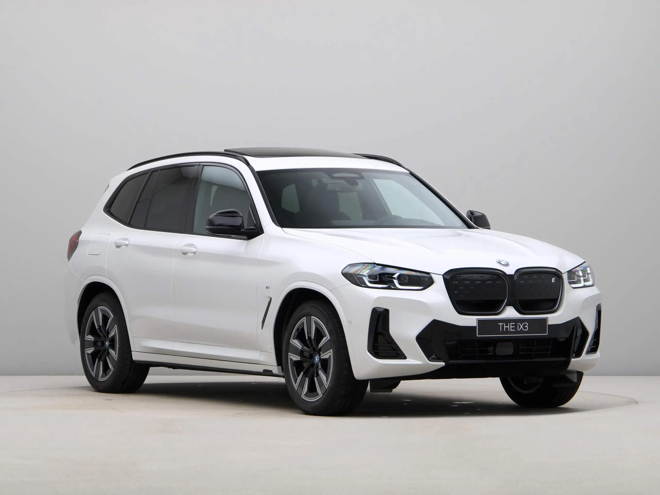 BMW - iX3