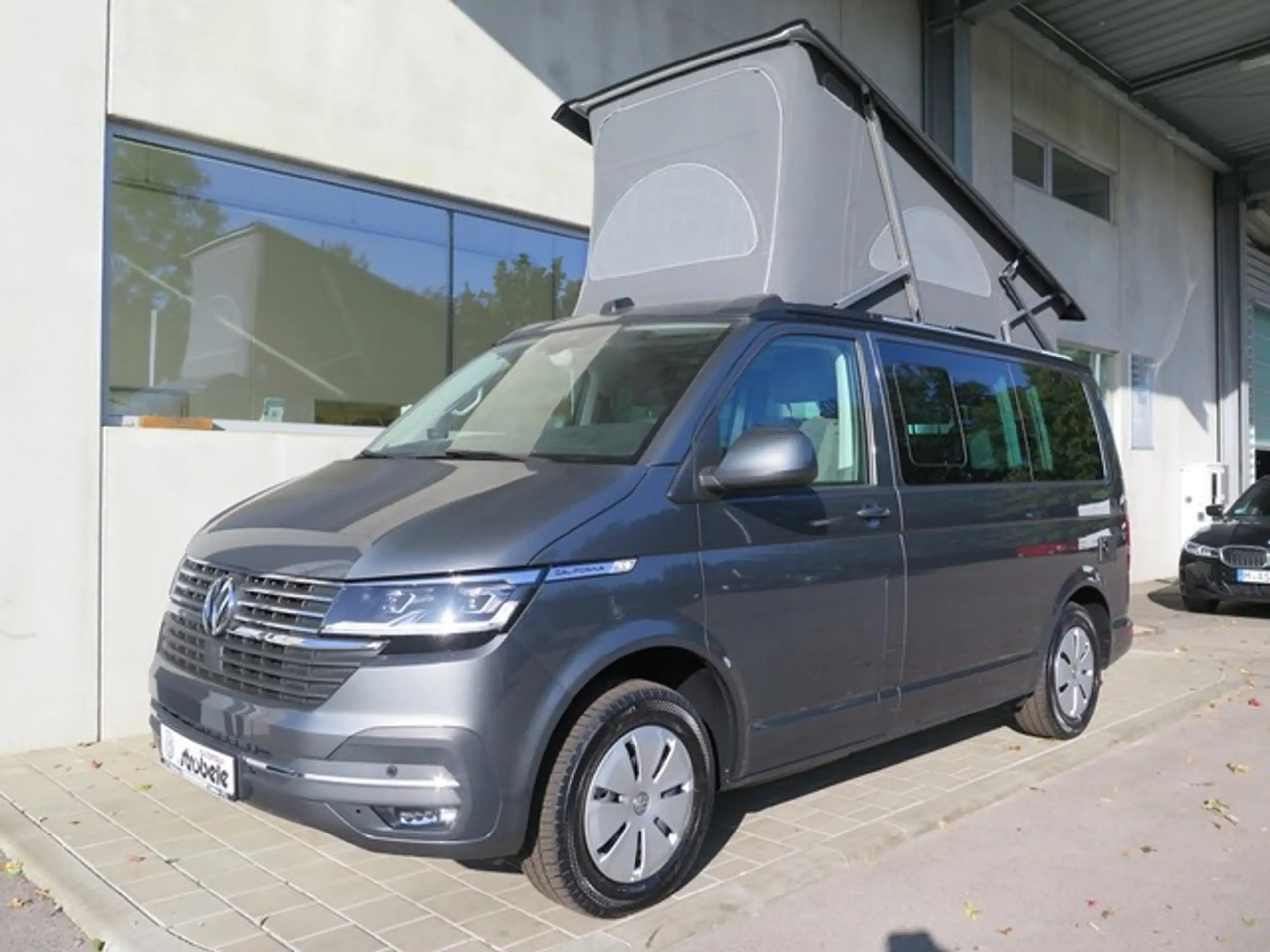 Volkswagen - T6.1 California