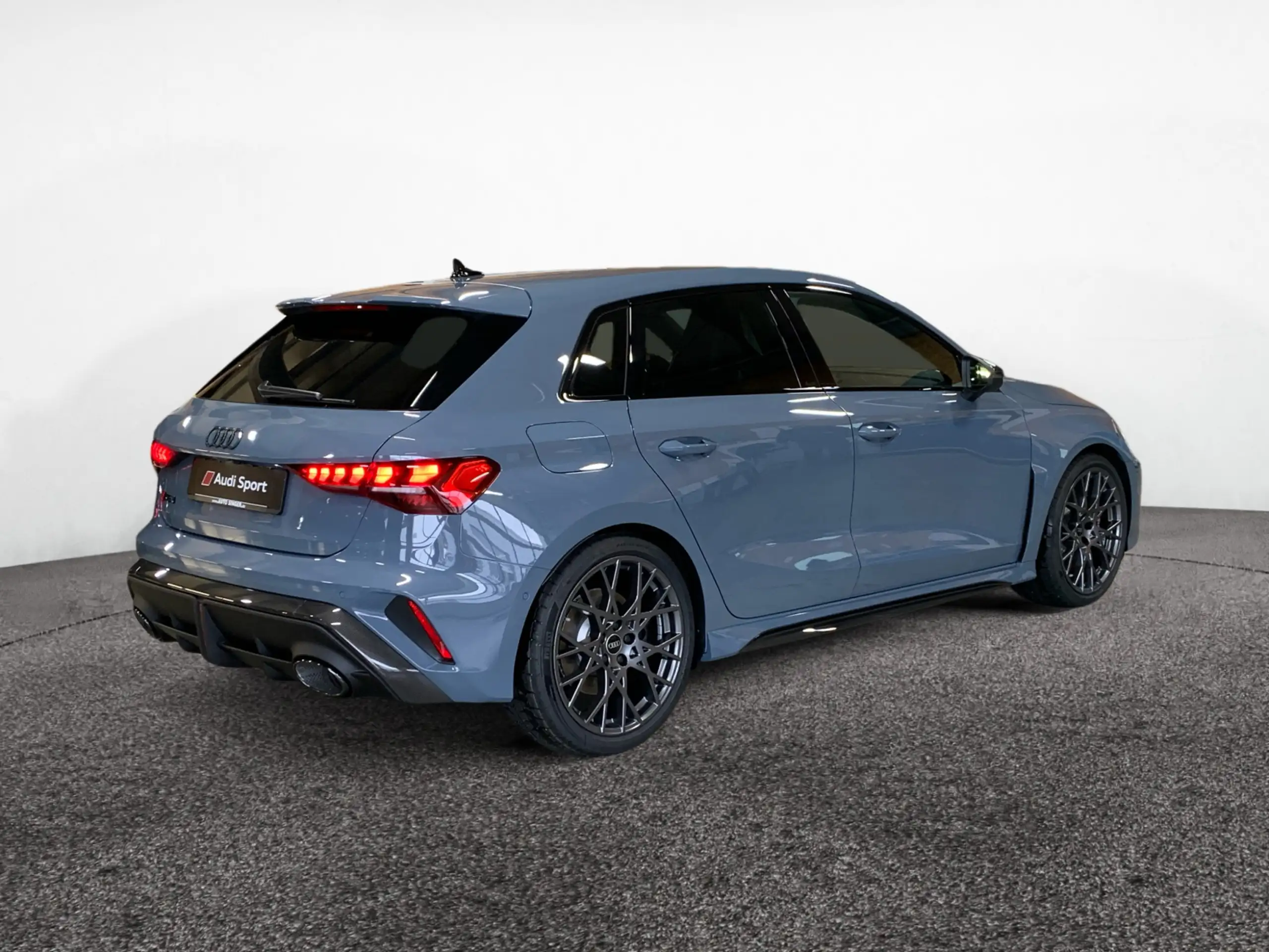 Audi - RS3