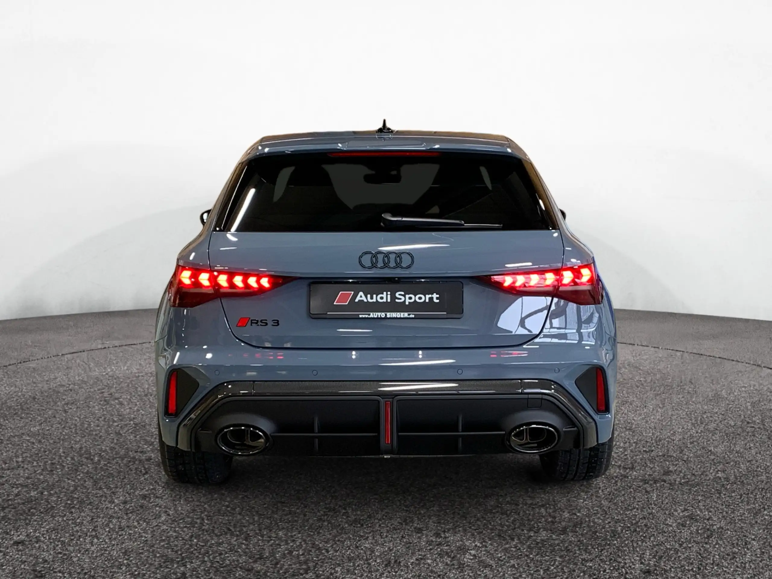 Audi - RS3