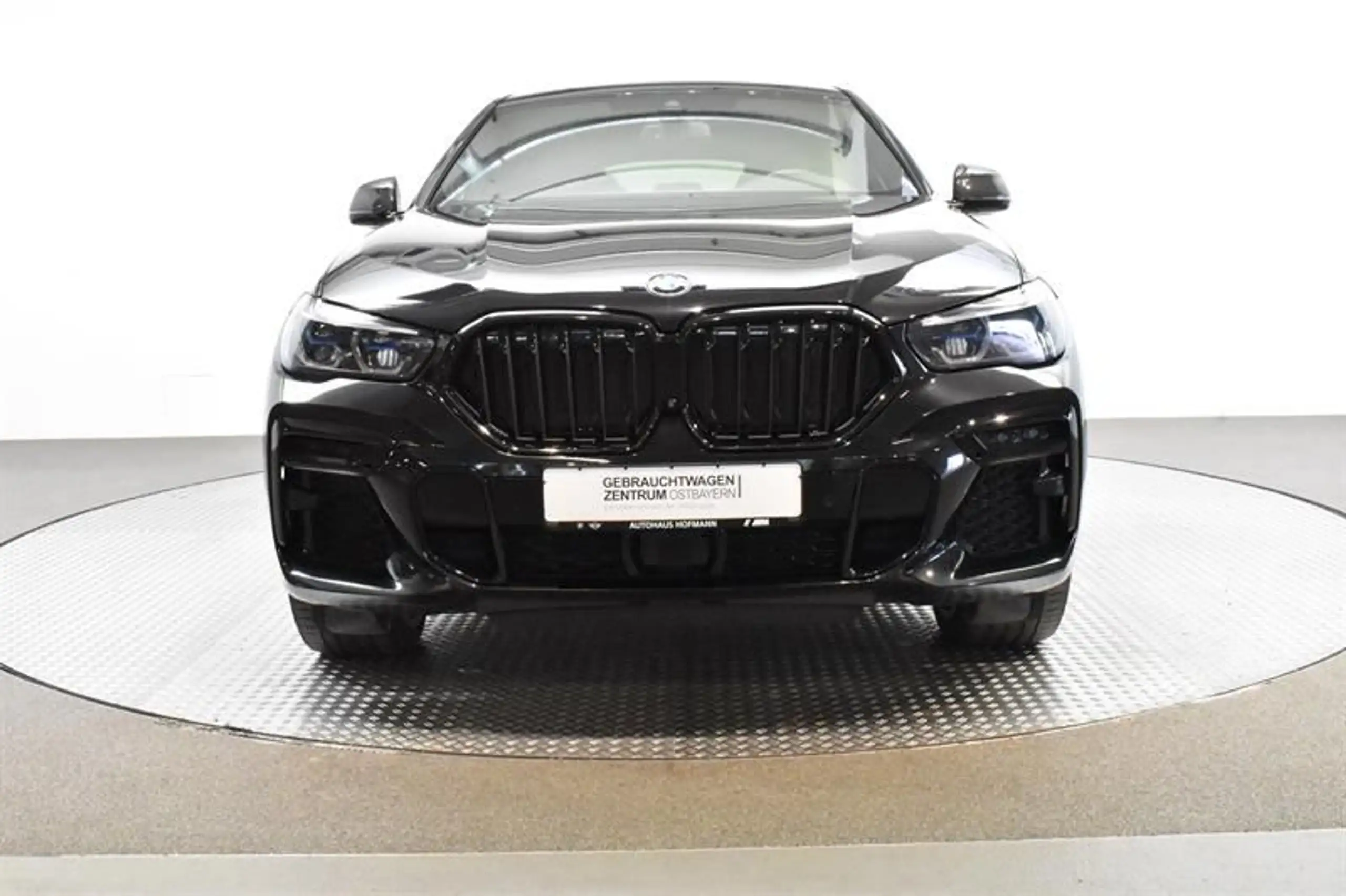 BMW - X6 M