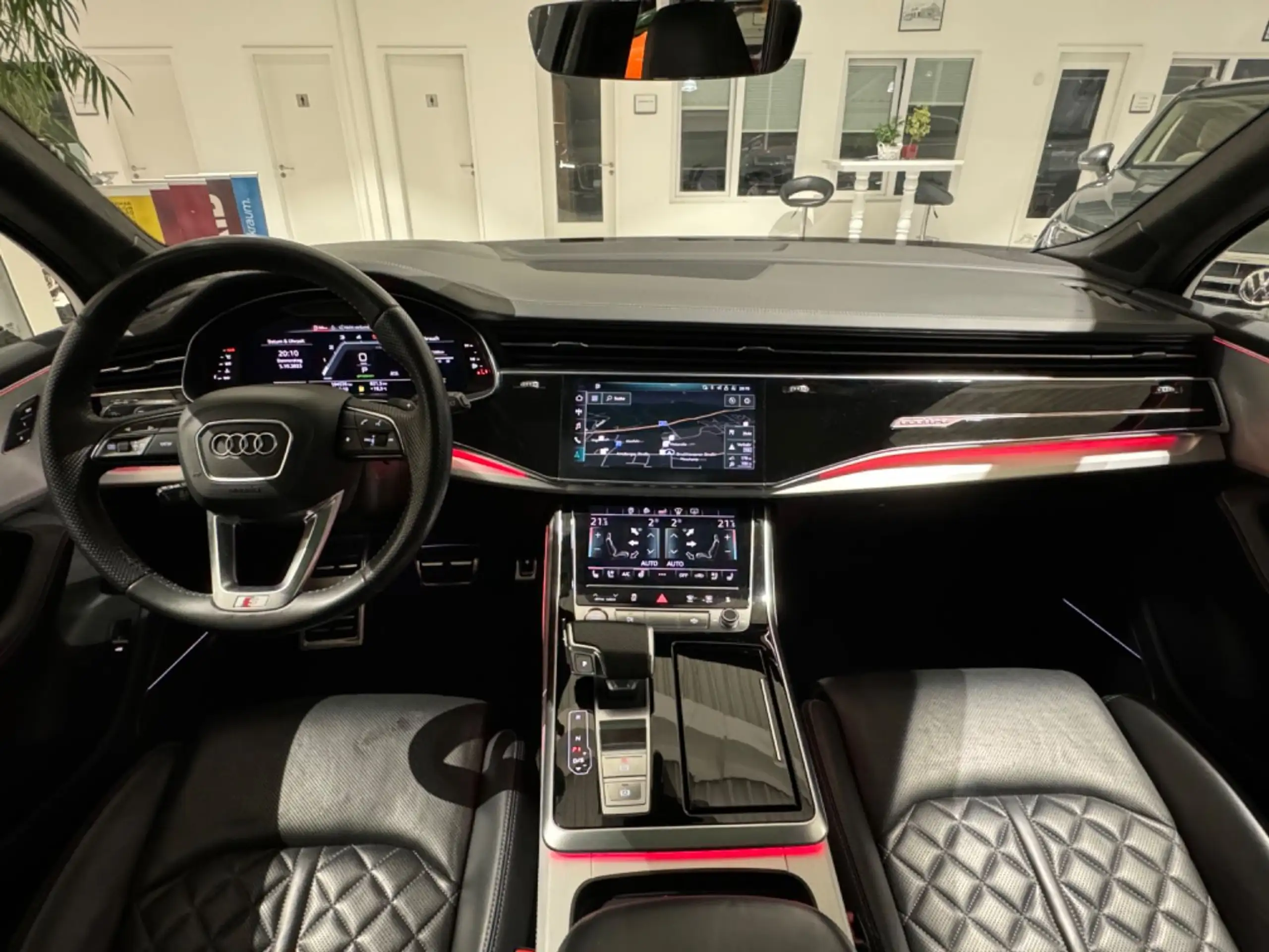 Audi - SQ7