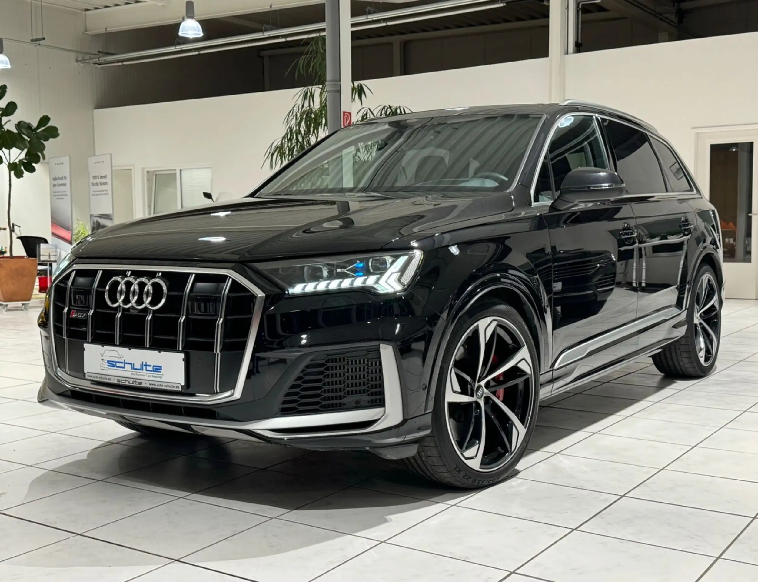 Audi - SQ7