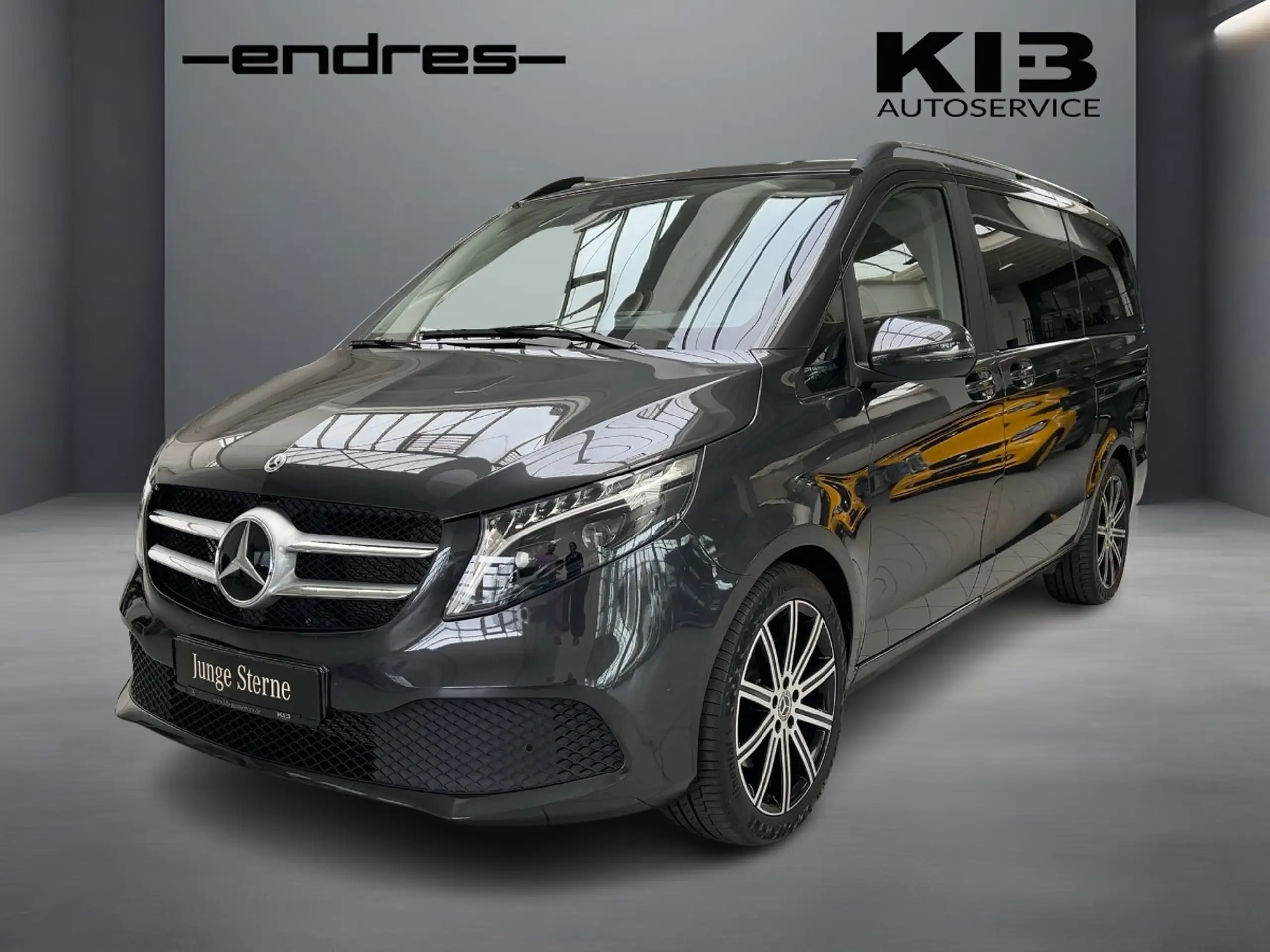 Mercedes-Benz V 300 2024