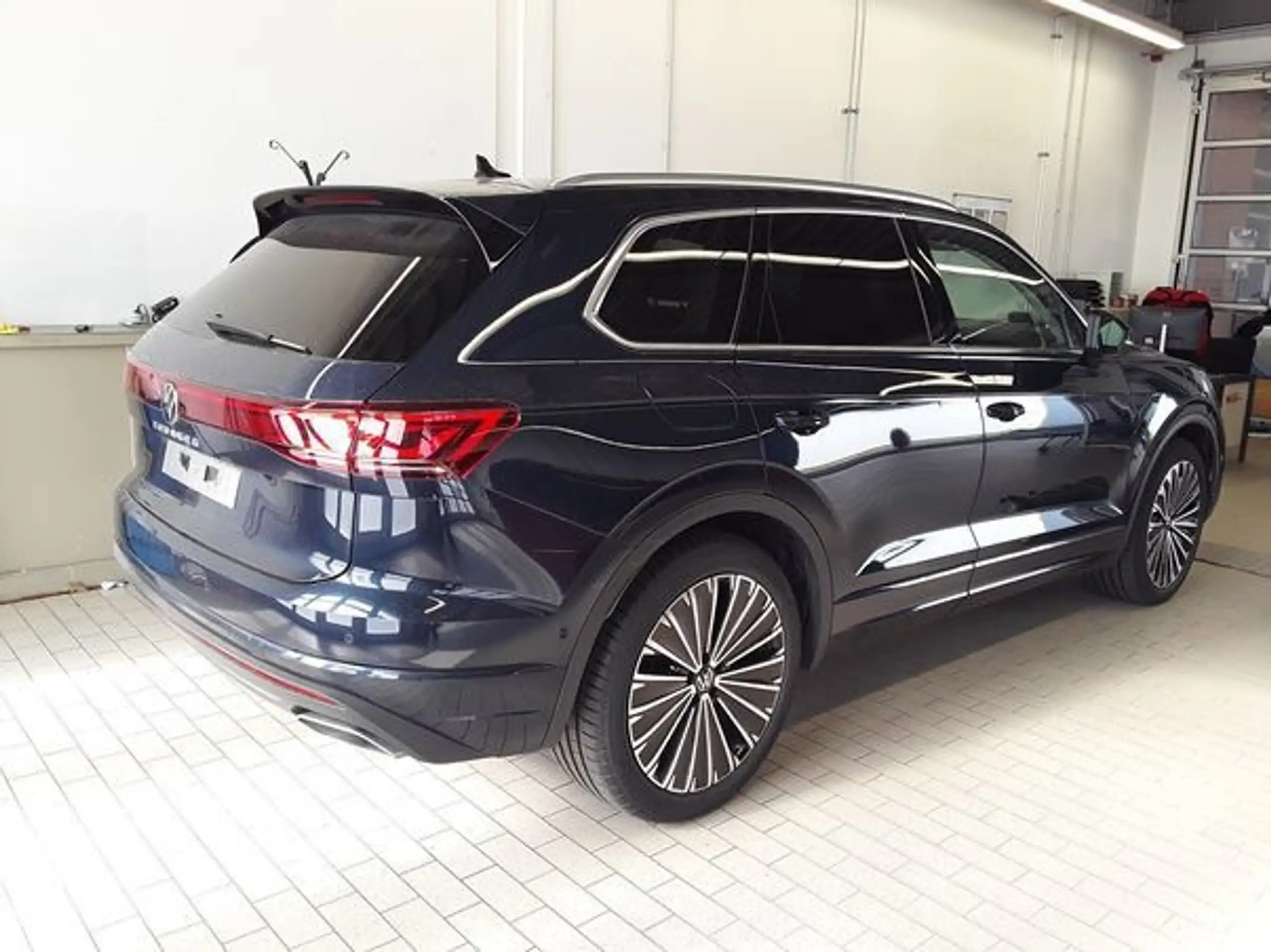 Volkswagen - Touareg