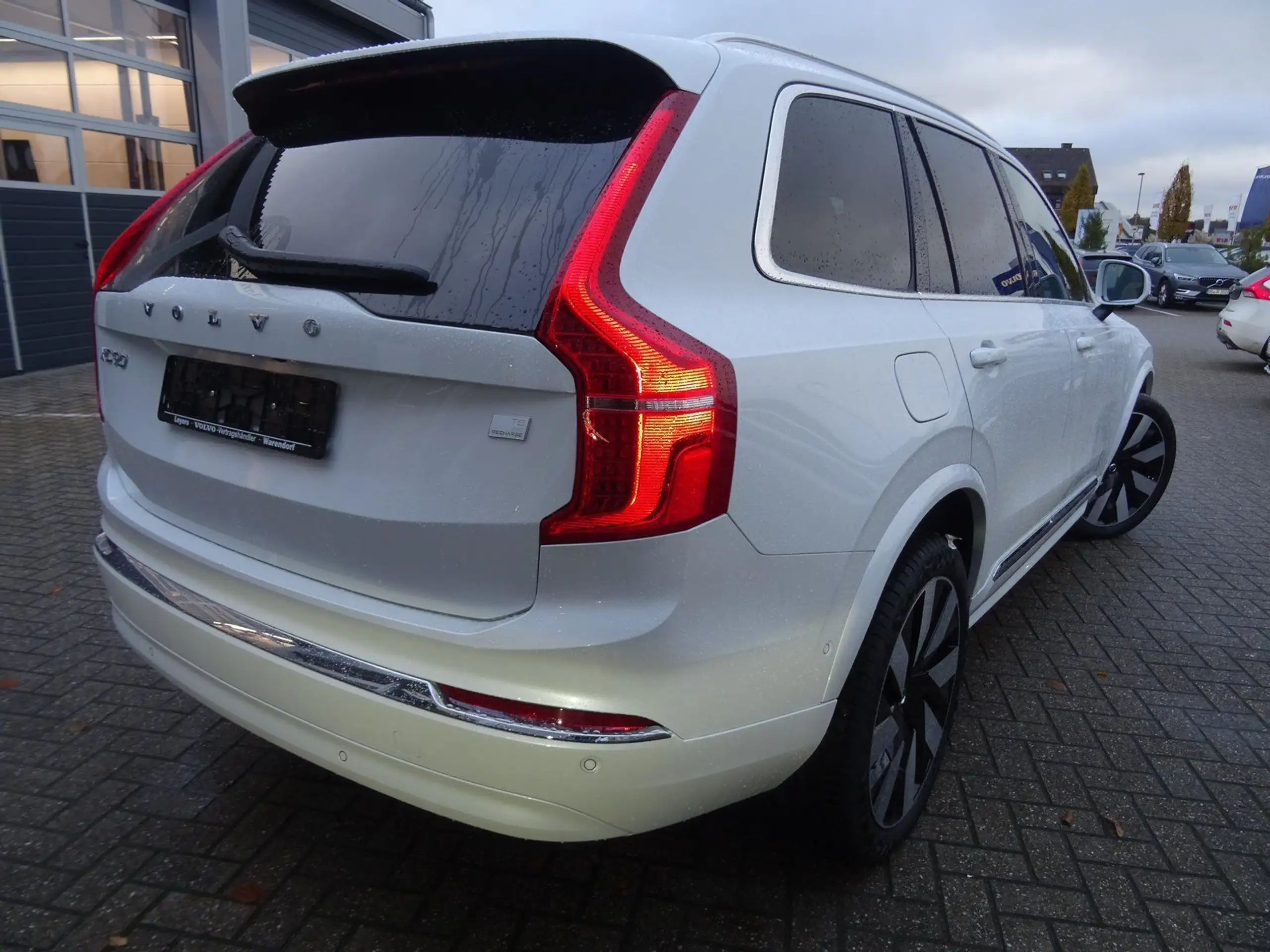 Volvo - XC90