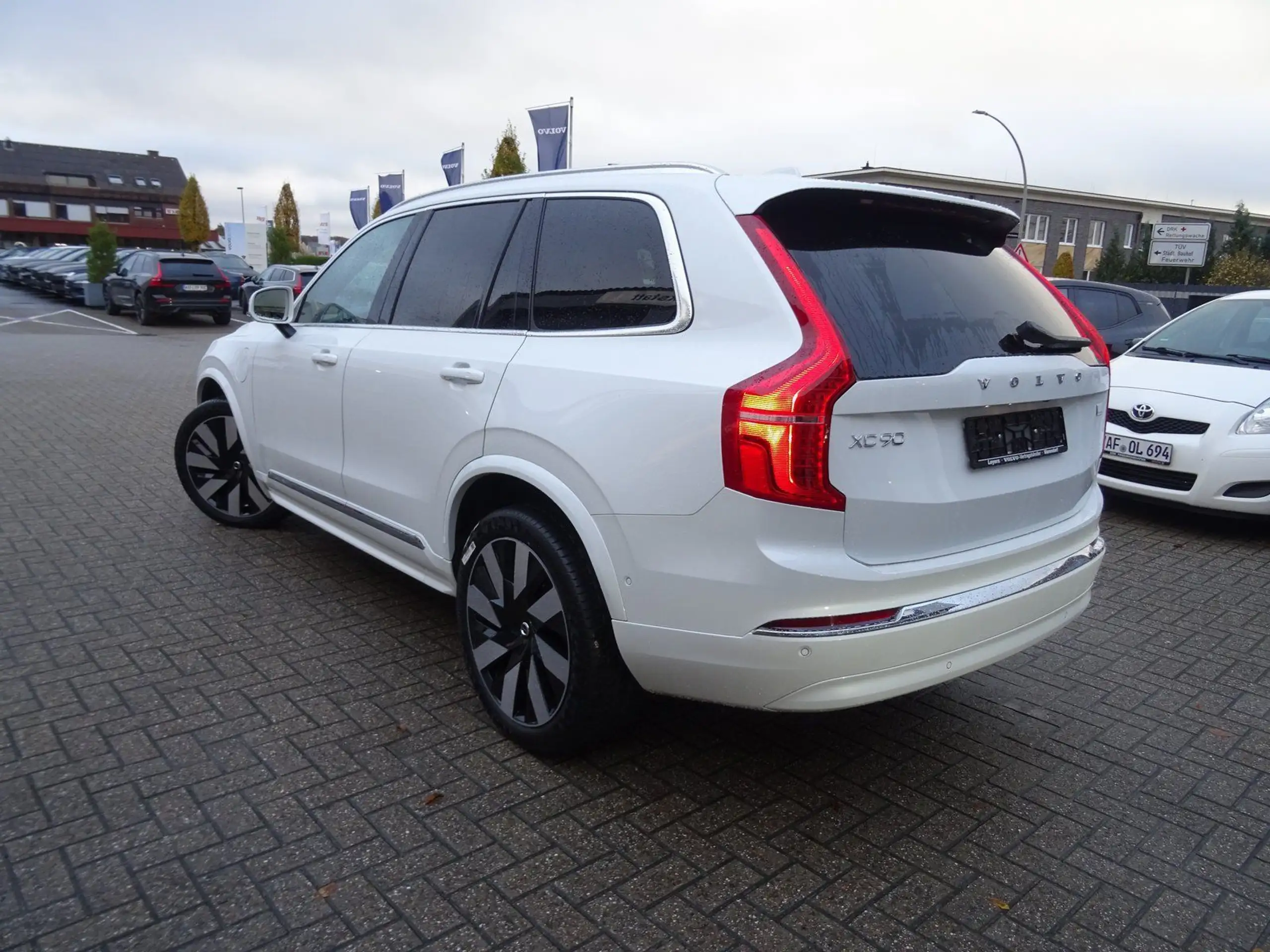 Volvo - XC90