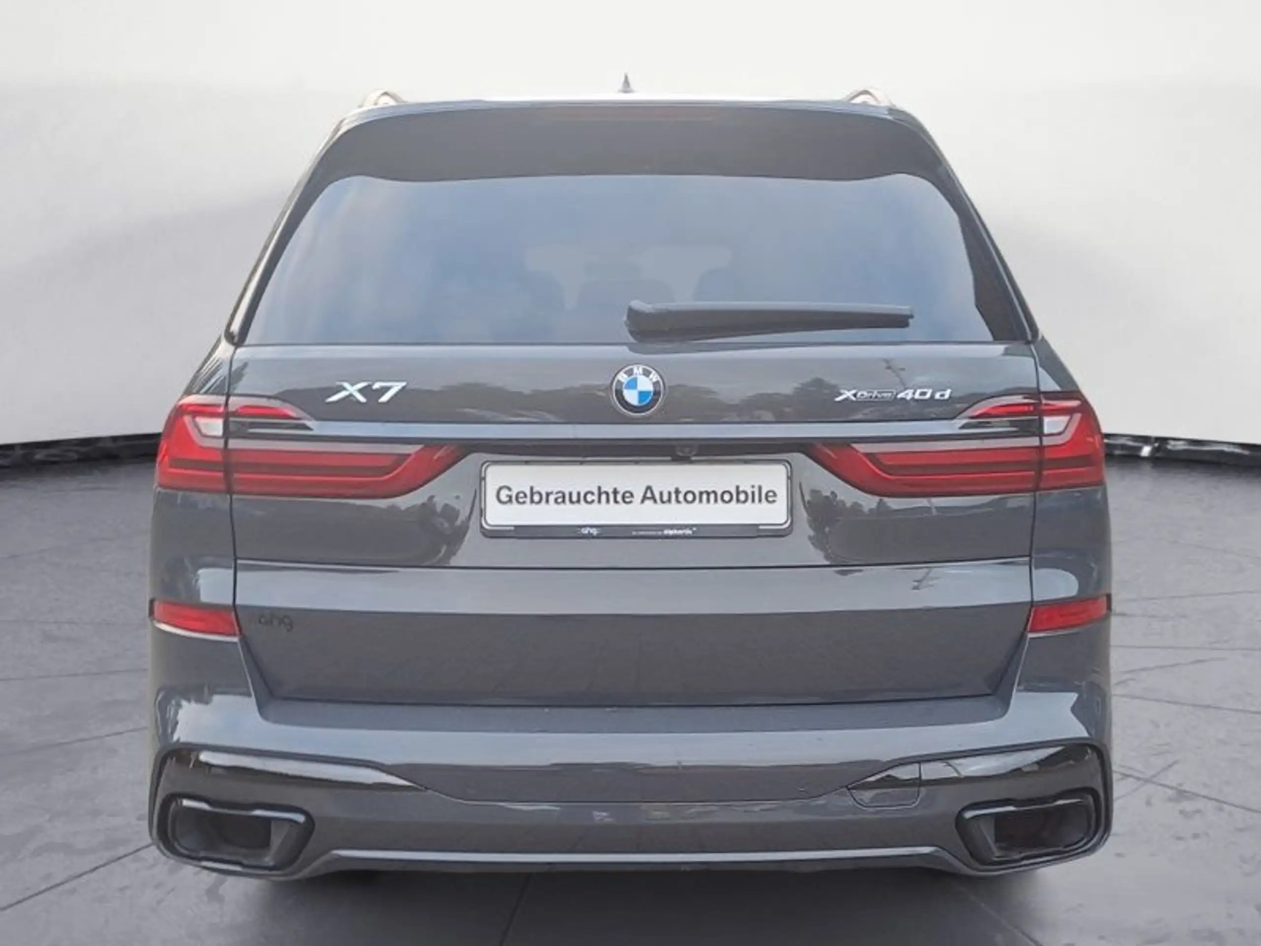 BMW - X7