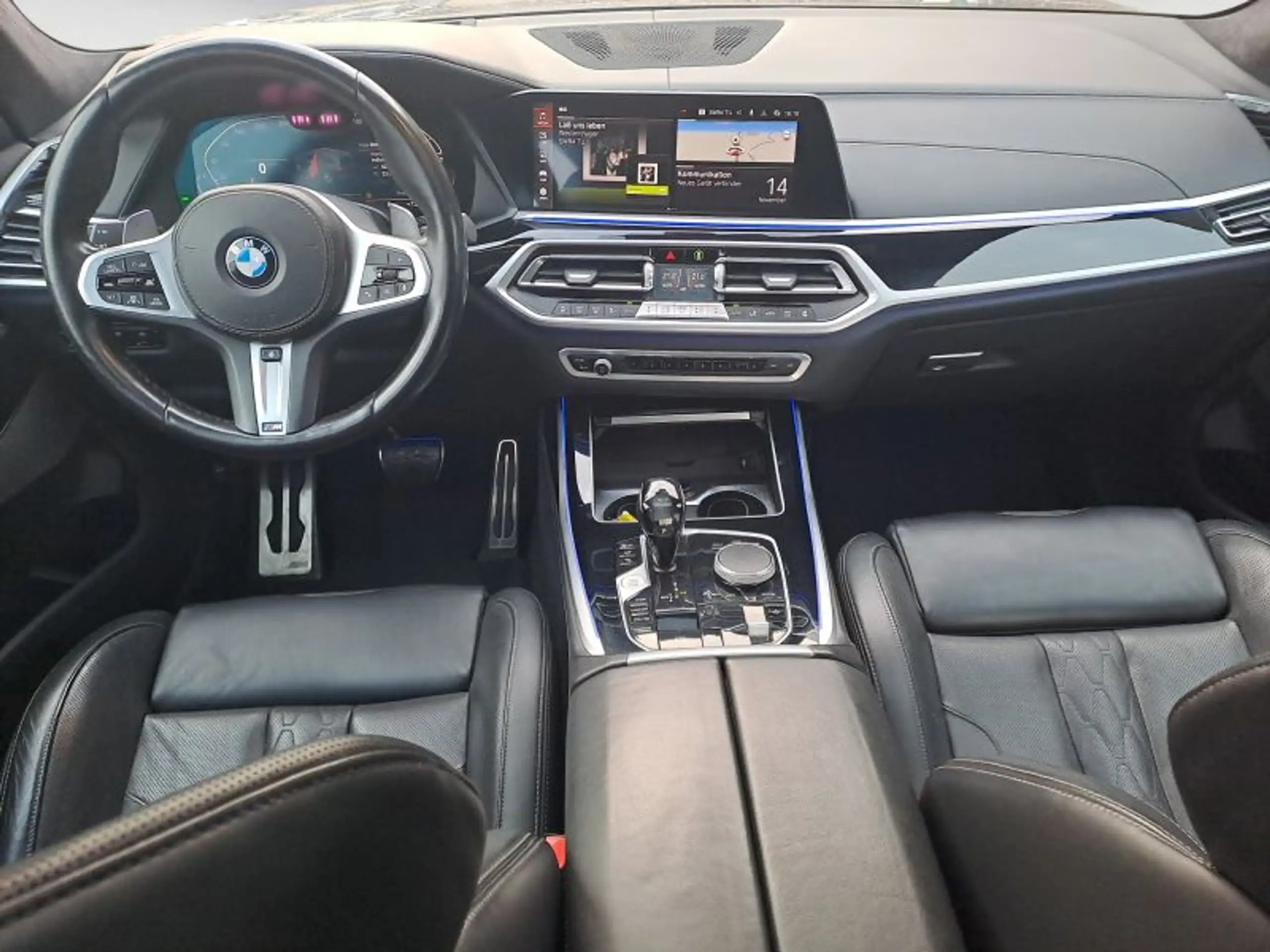 BMW - X7