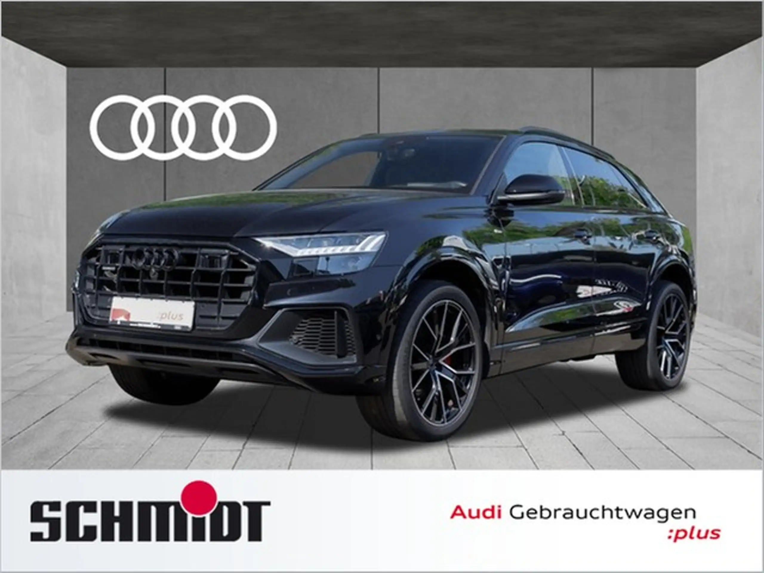 Audi - Q8