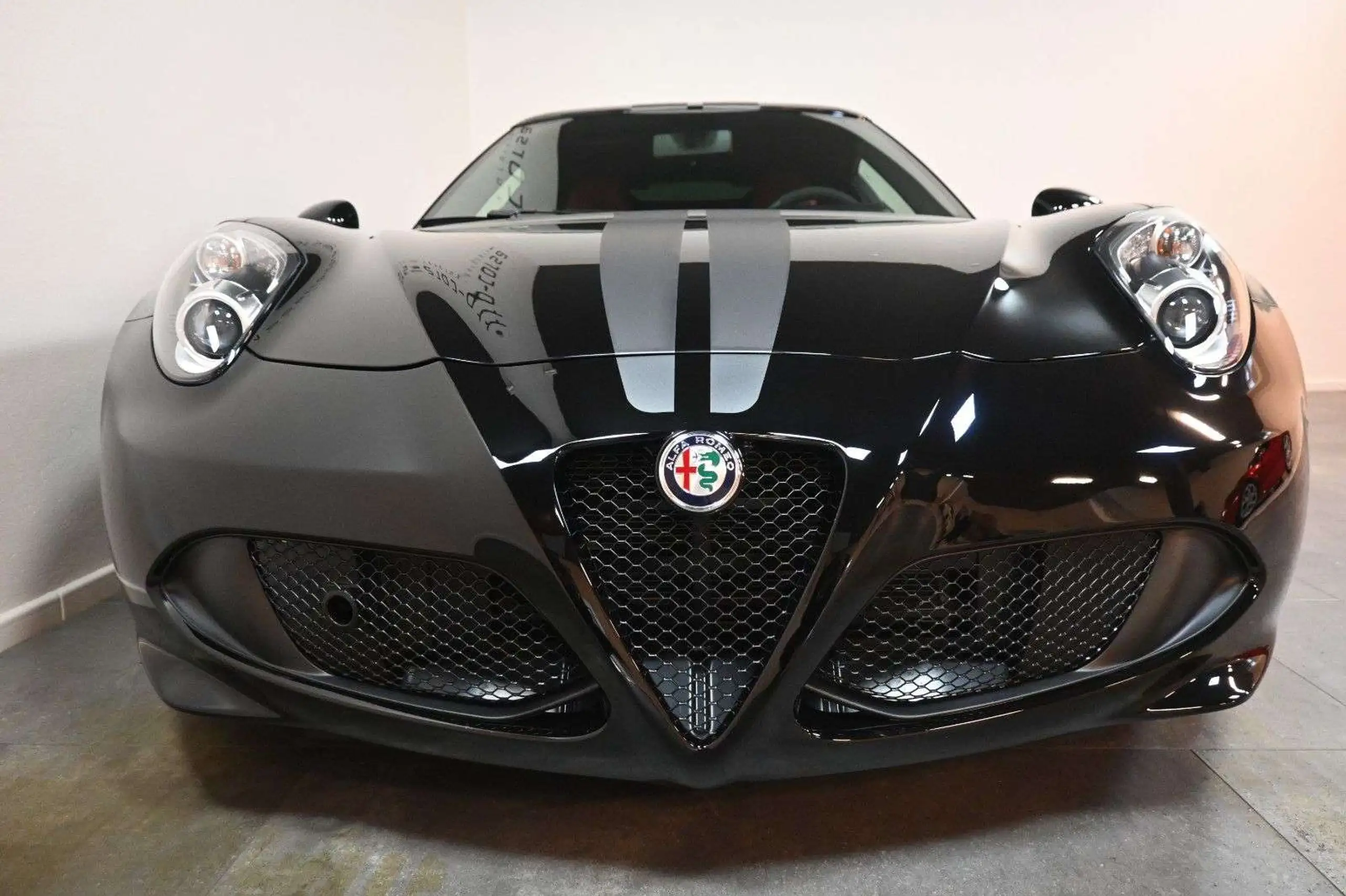 Alfa Romeo - 4C