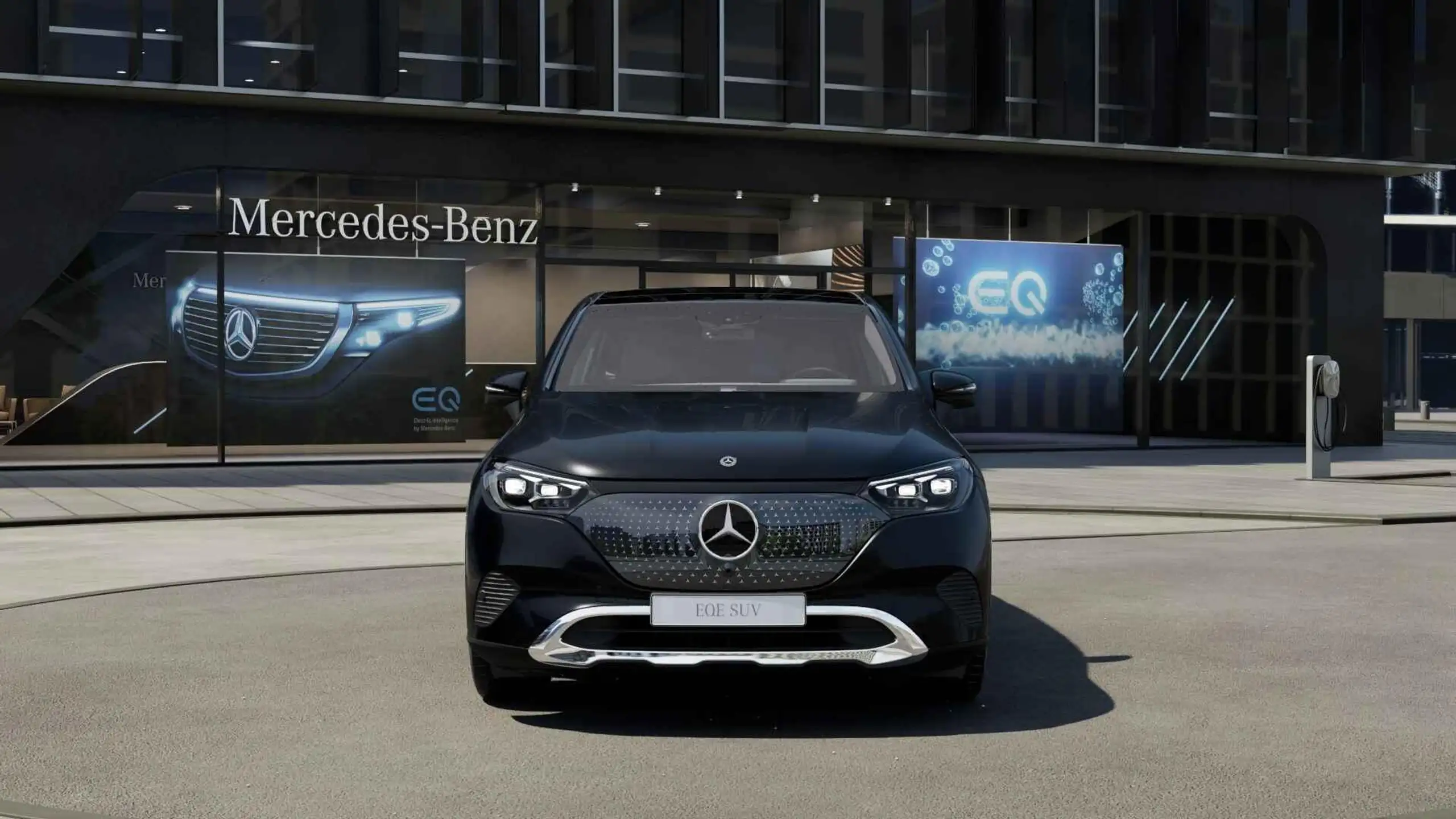 Mercedes-Benz - EQE SUV