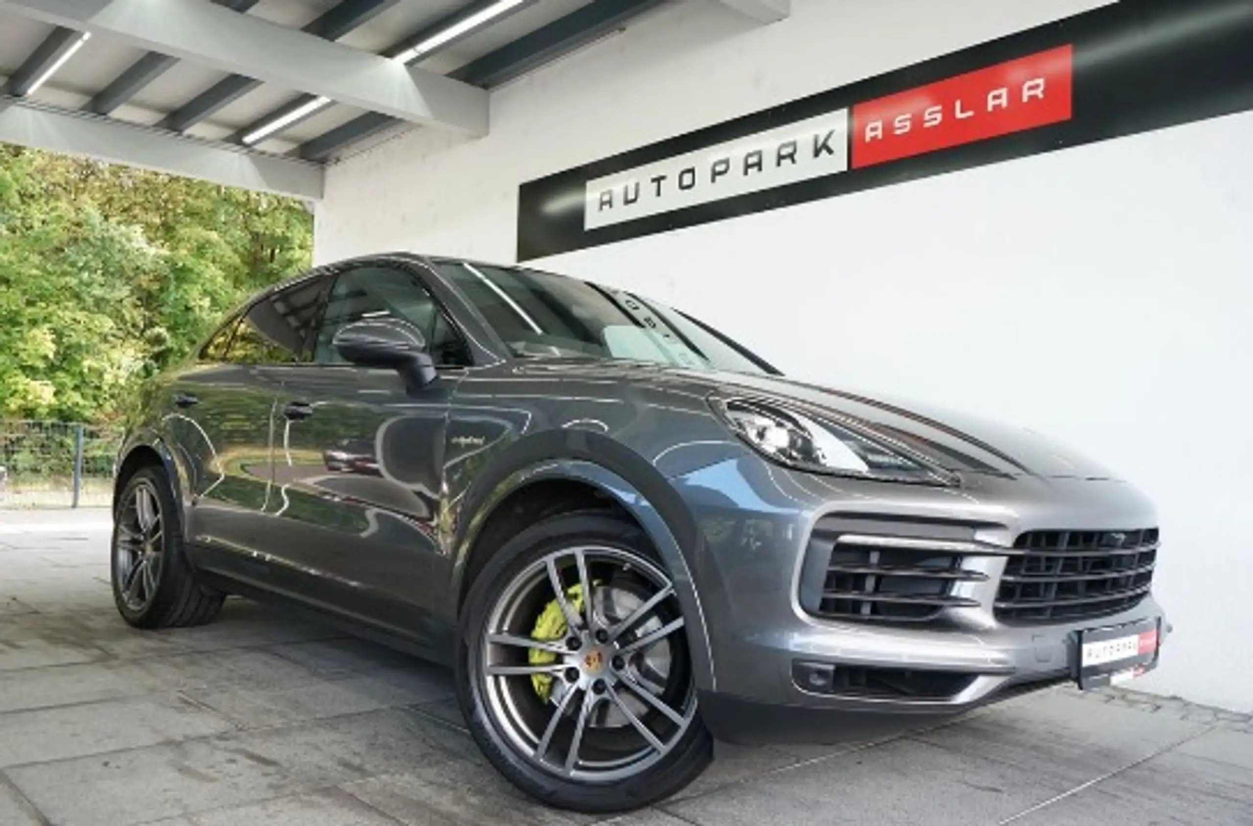 Porsche - Cayenne