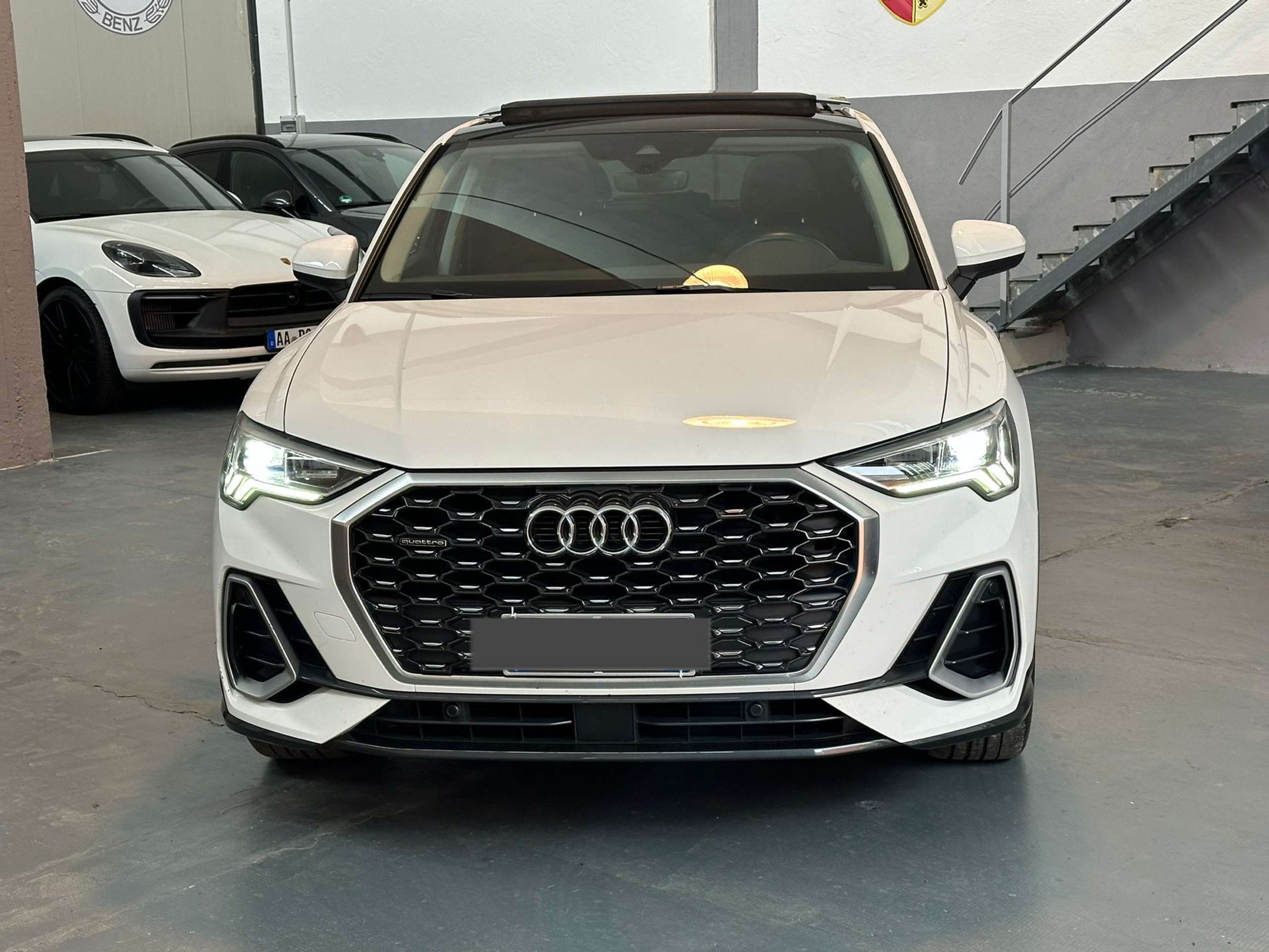 Audi - Q3