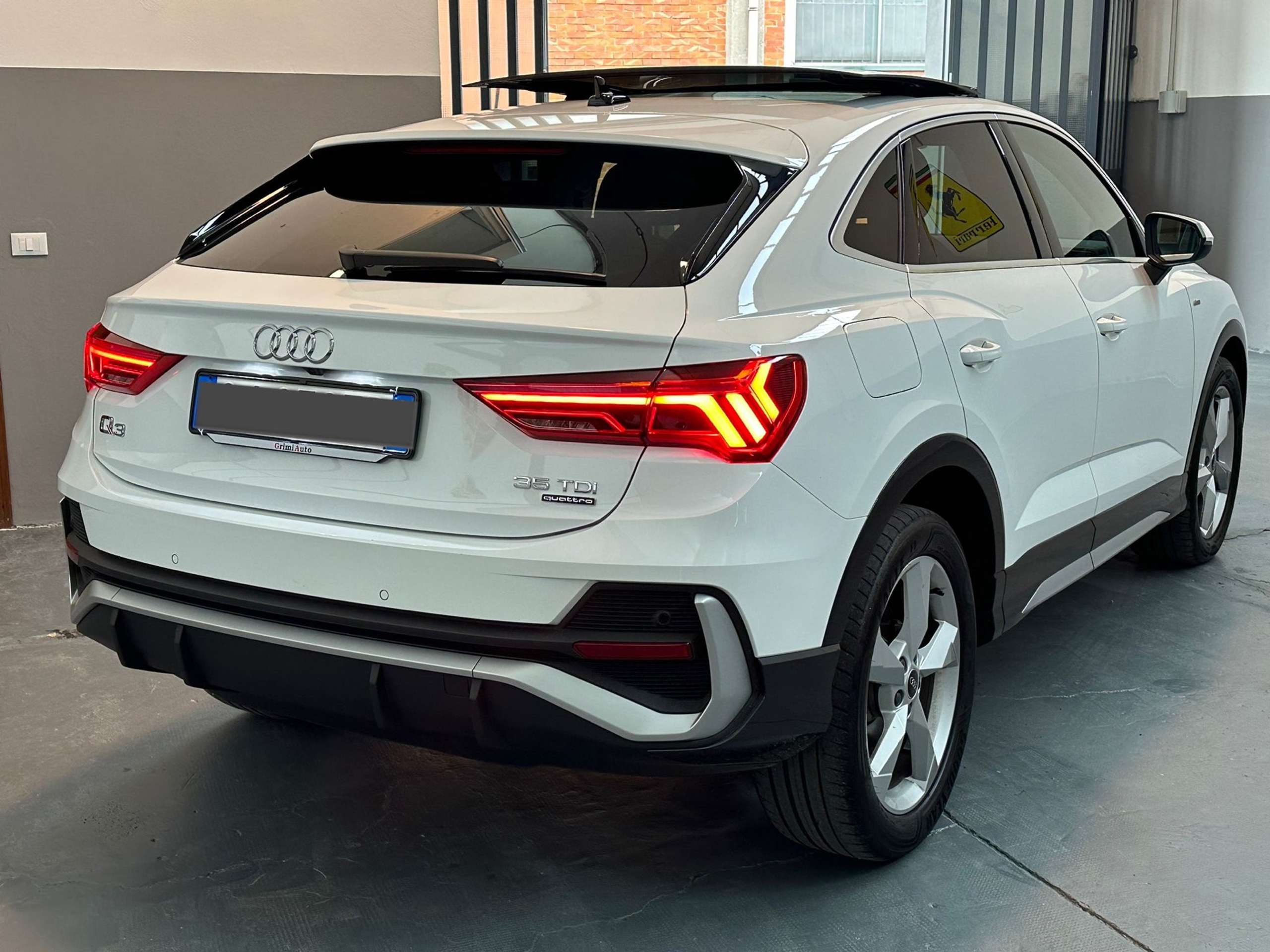 Audi - Q3