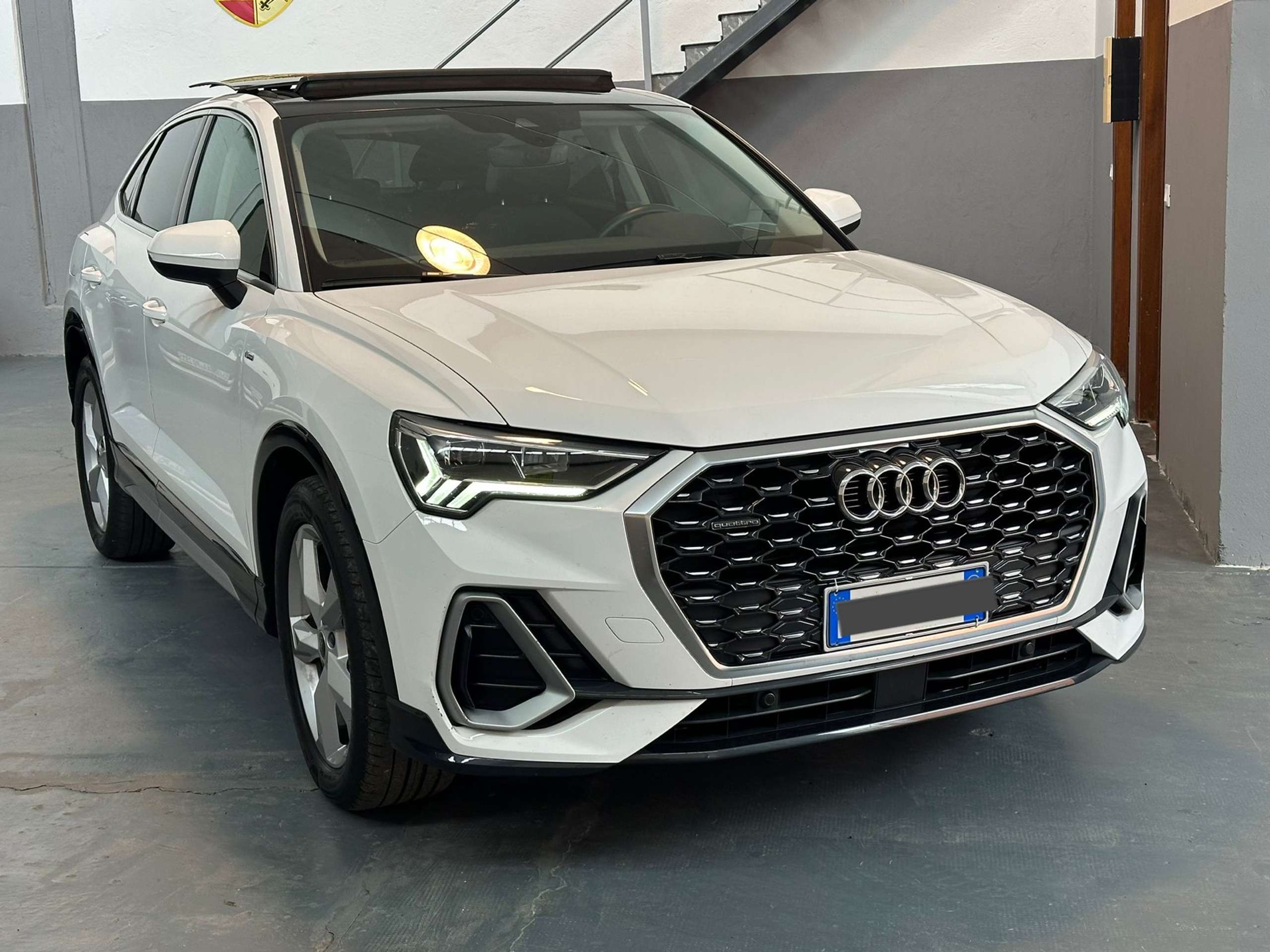 Audi - Q3