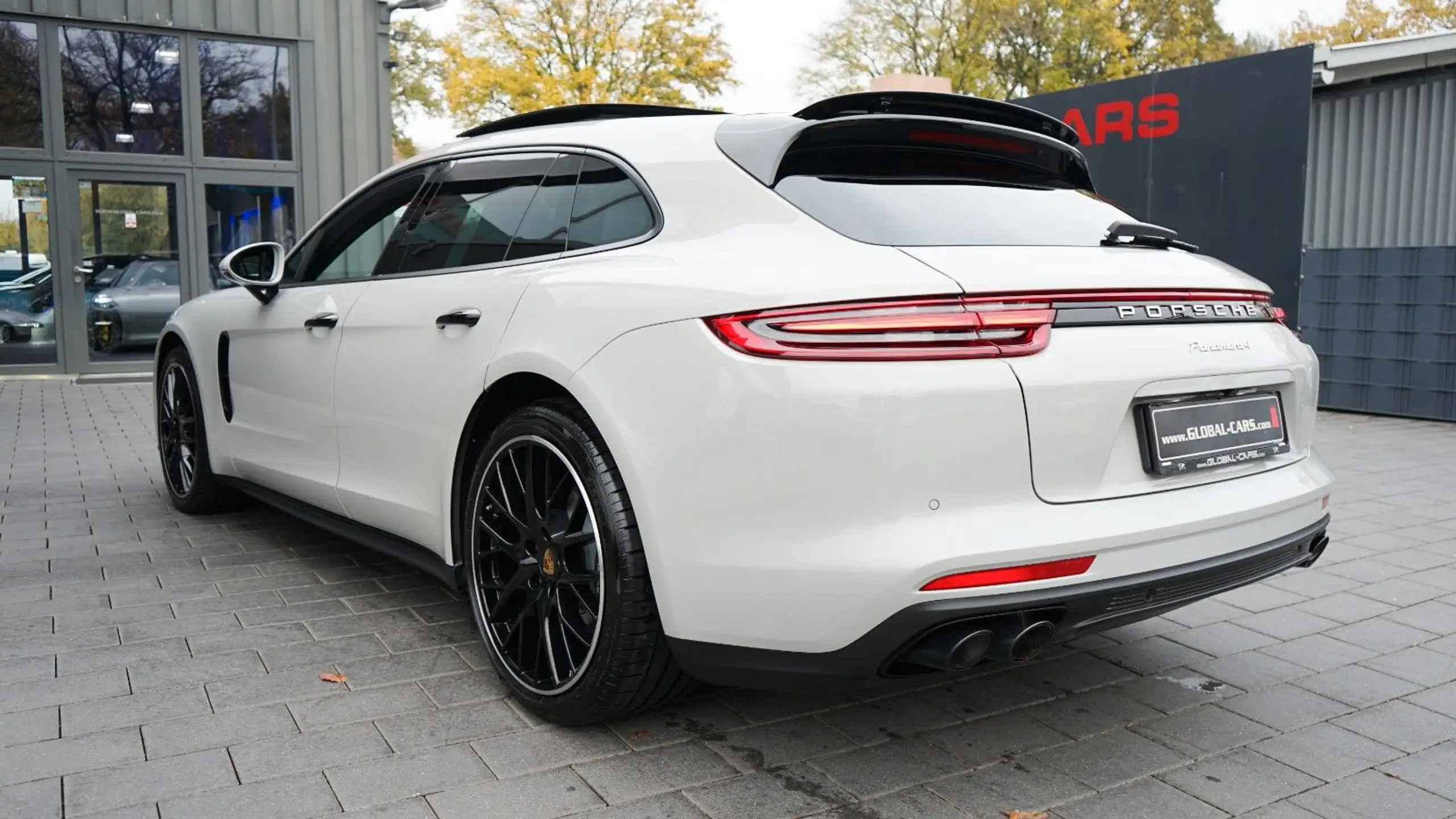 Porsche - Panamera