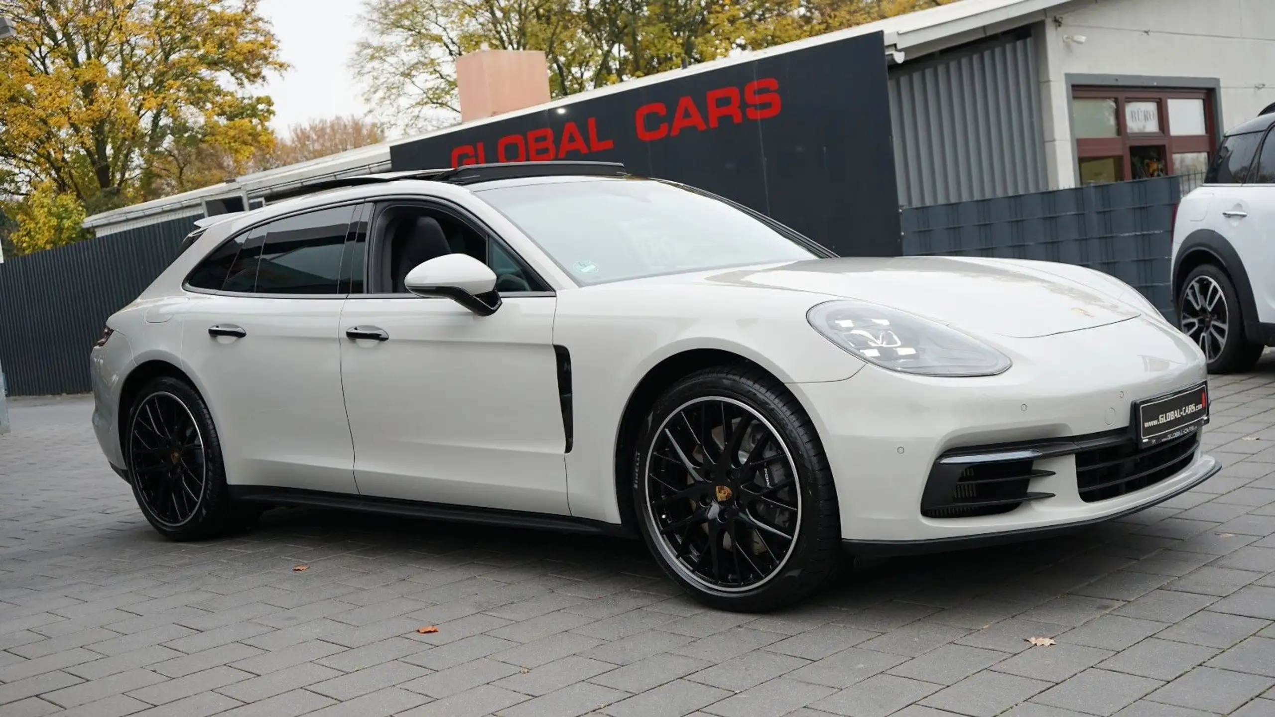 Porsche - Panamera