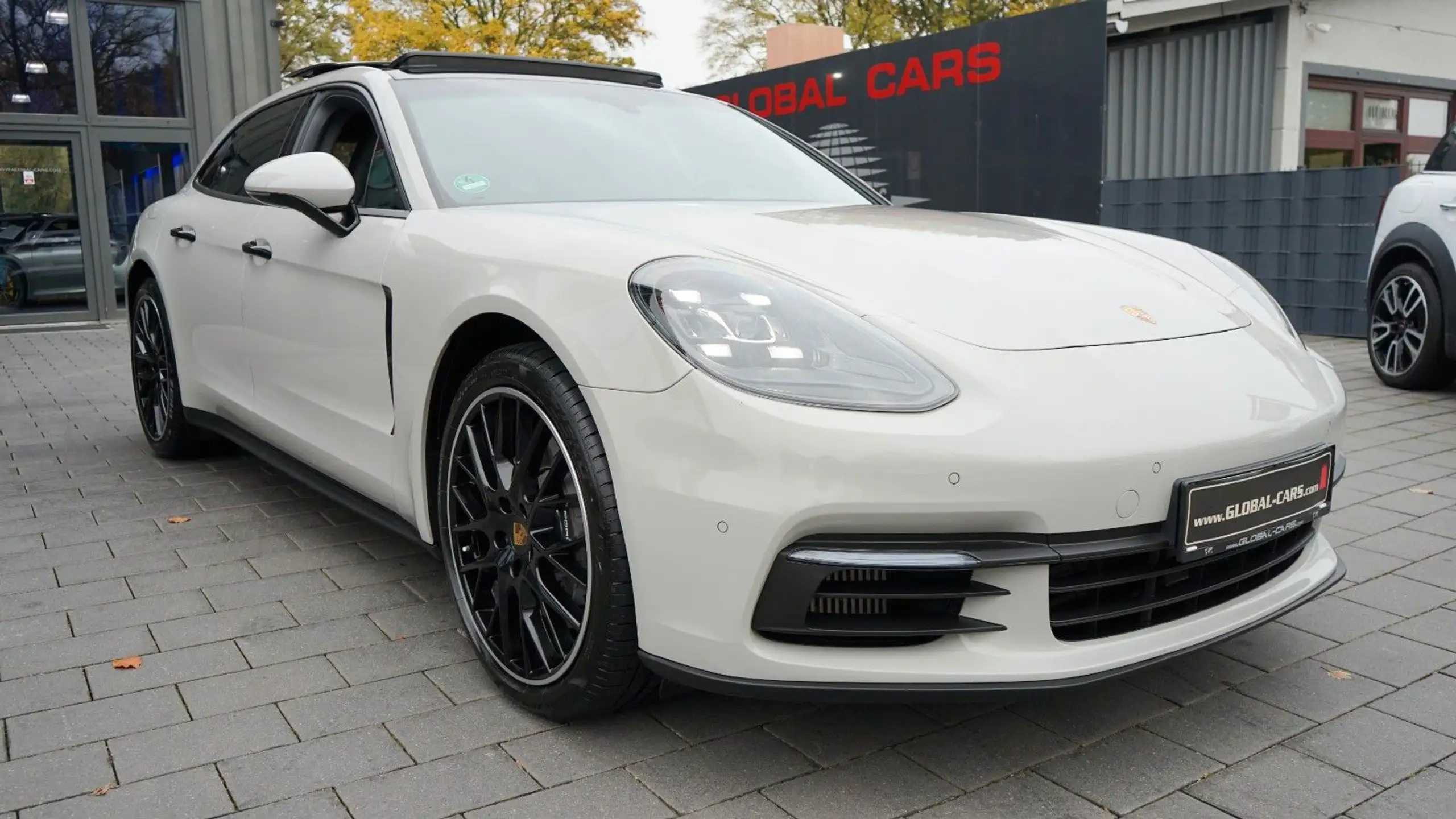 Porsche - Panamera