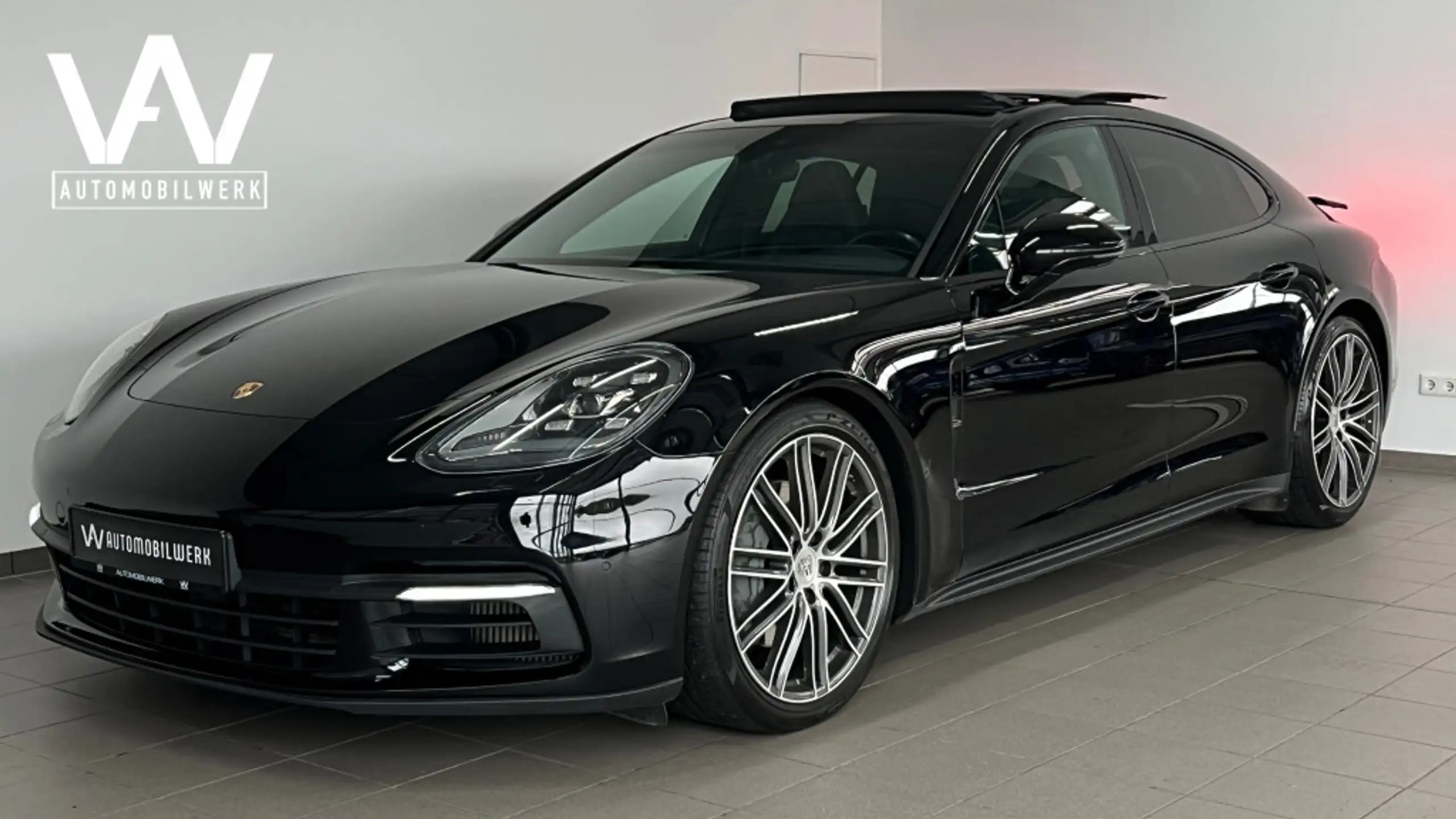 Porsche - Panamera