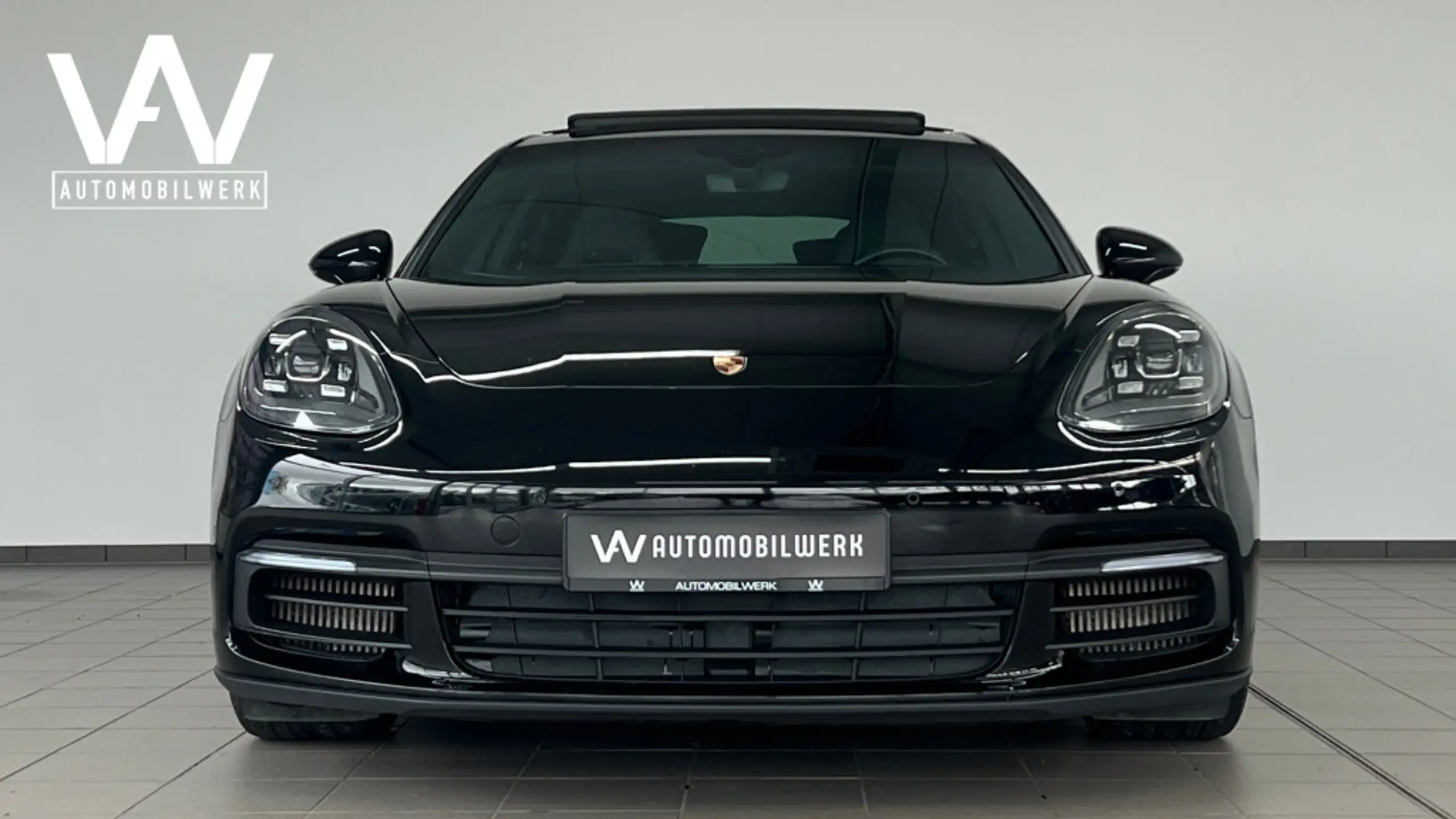 Porsche - Panamera