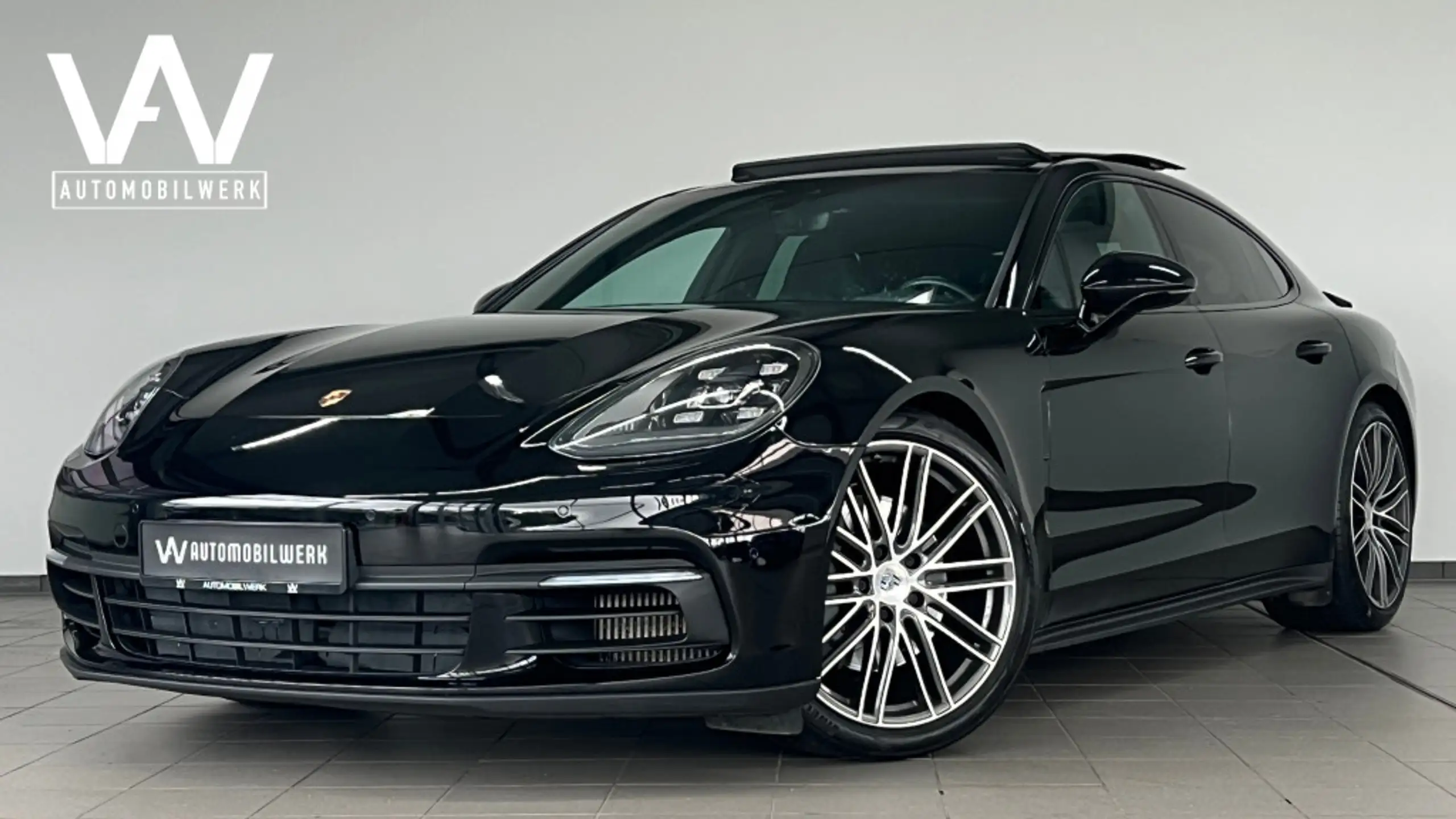 Porsche - Panamera