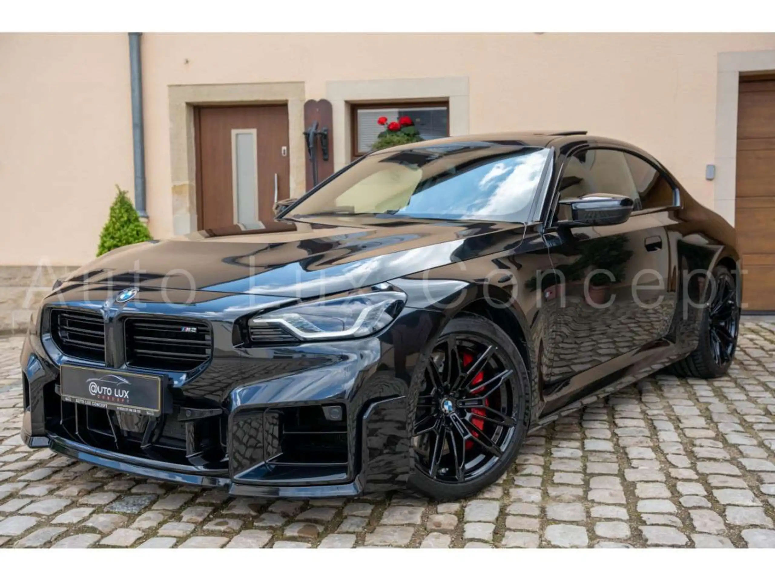 BMW - M2