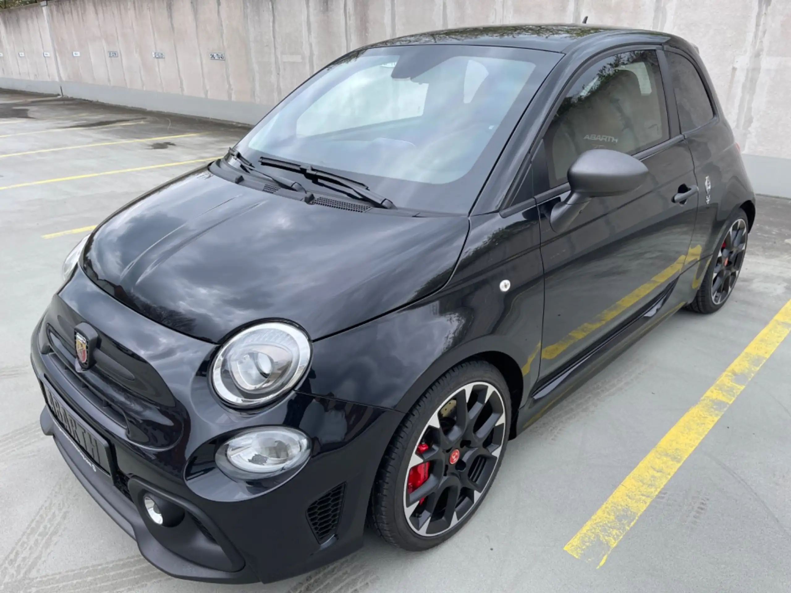 Abarth - 695