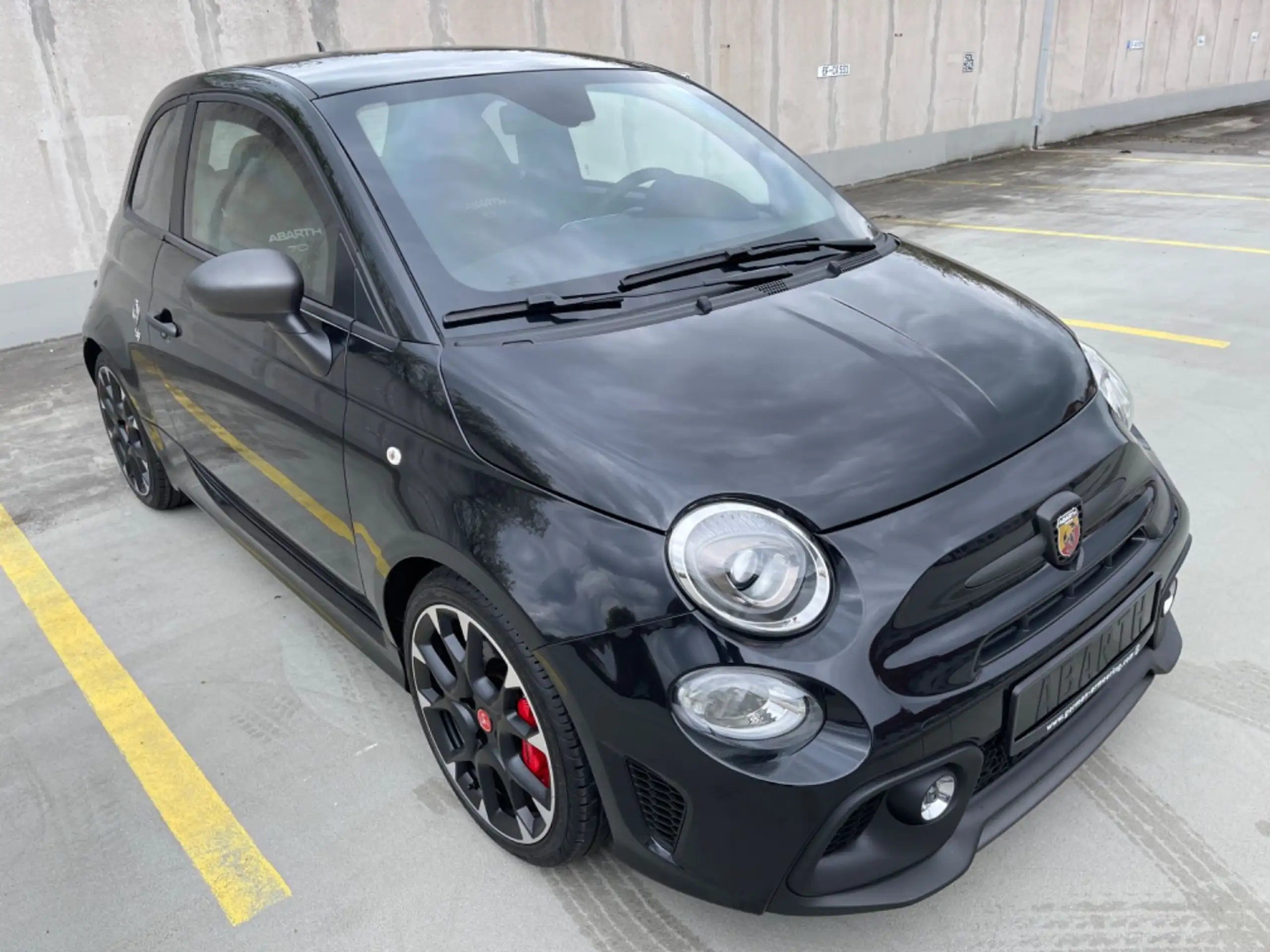 Abarth - 695