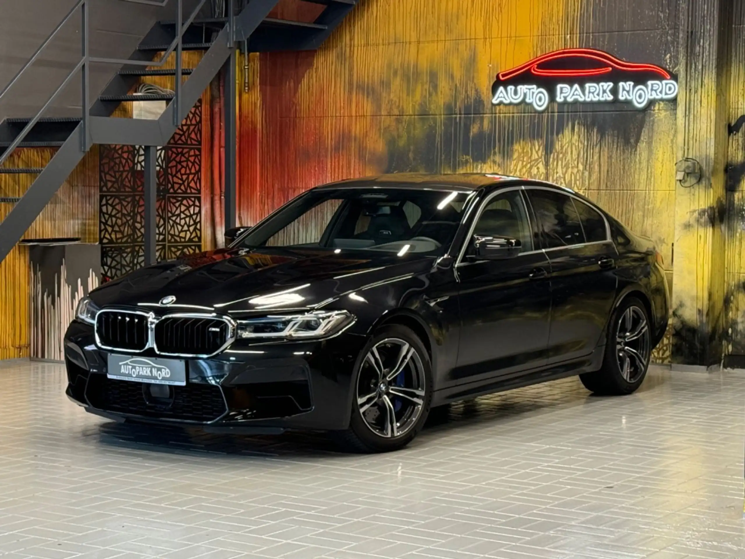 BMW M5 2023