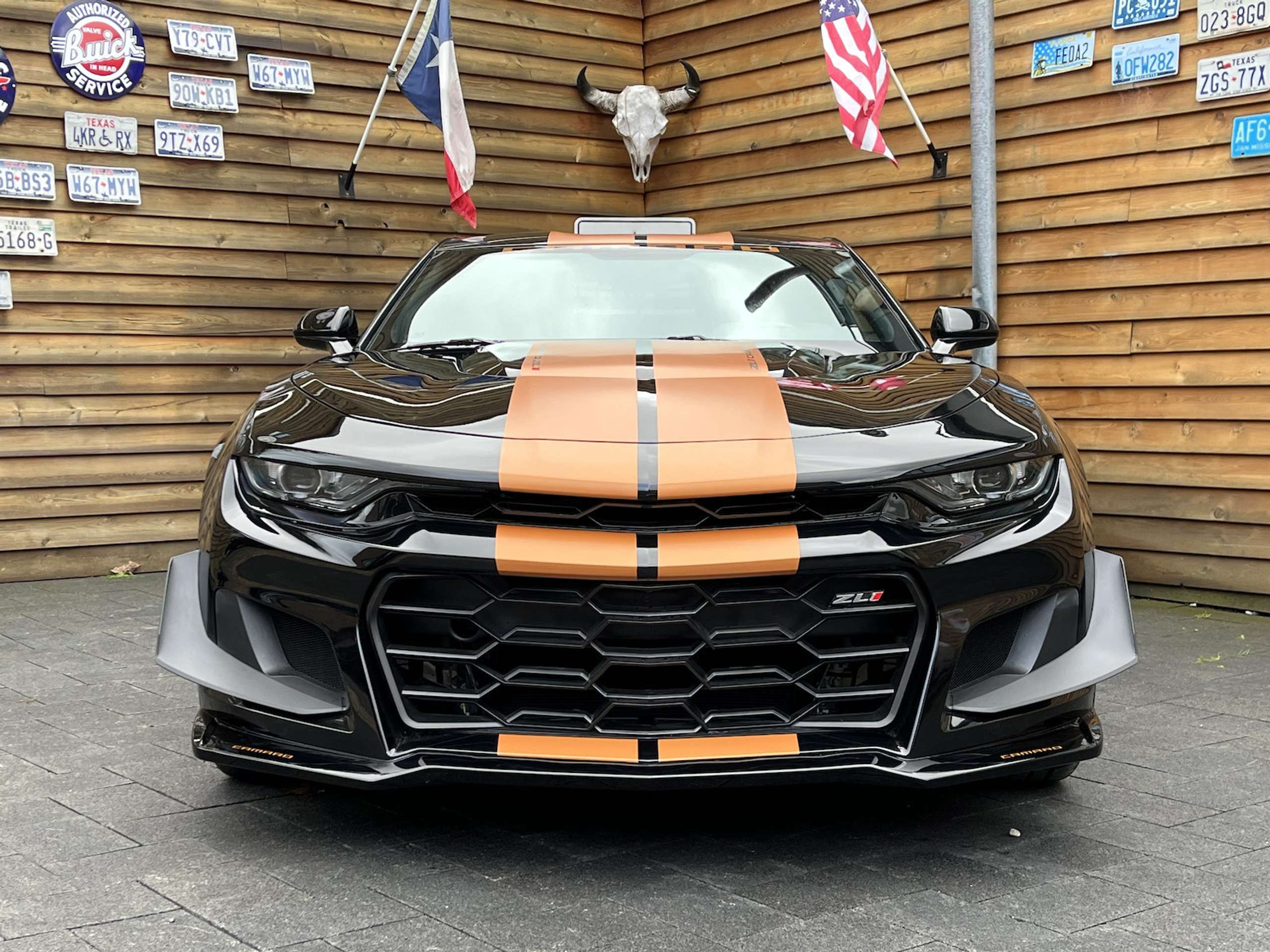 Chevrolet - Camaro