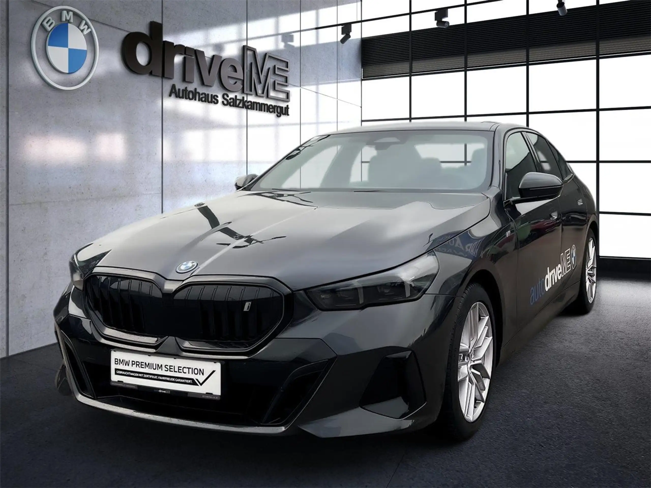 BMW i5 2024