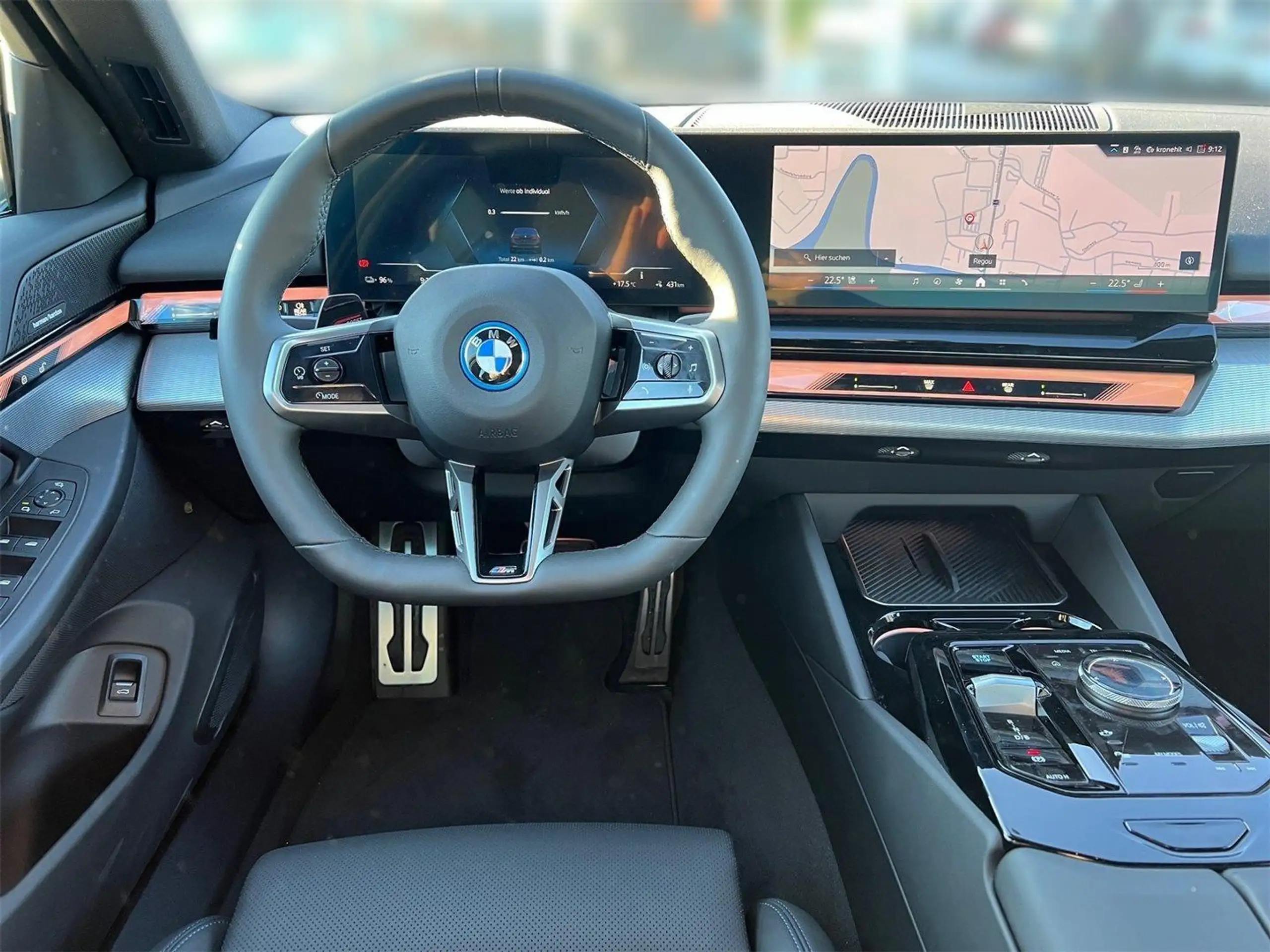 BMW - i5