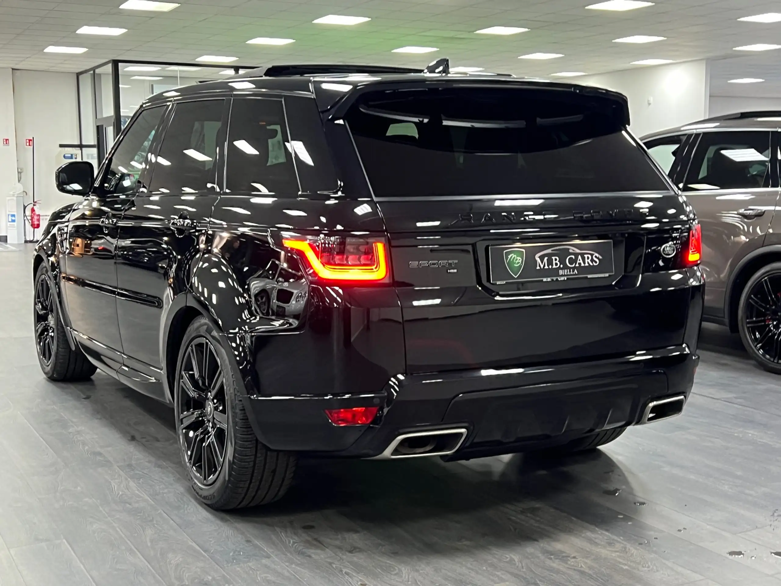 Land Rover - Range Rover Sport