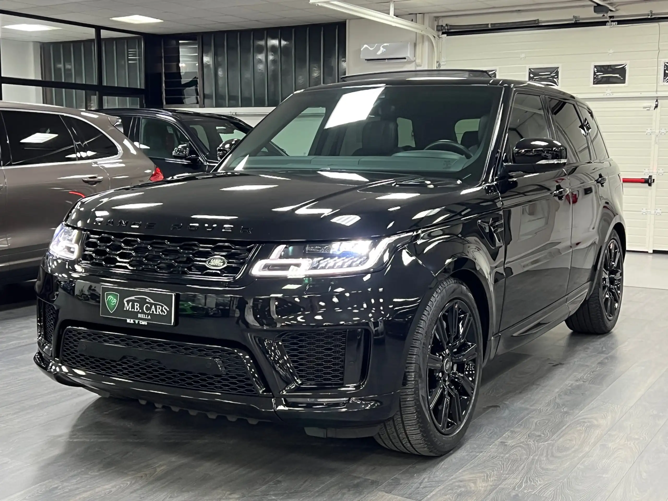 Land Rover - Range Rover Sport