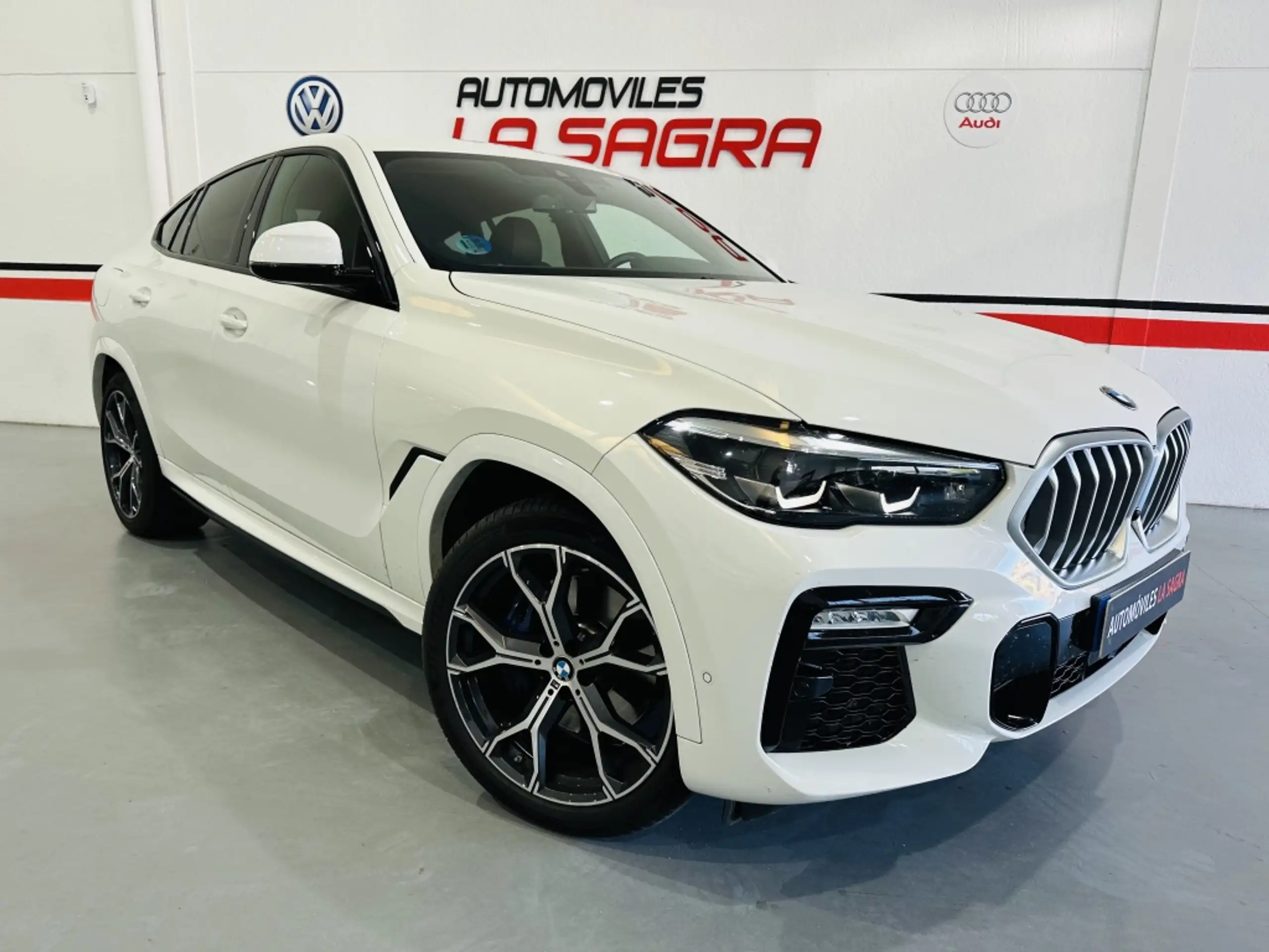 BMW - X6