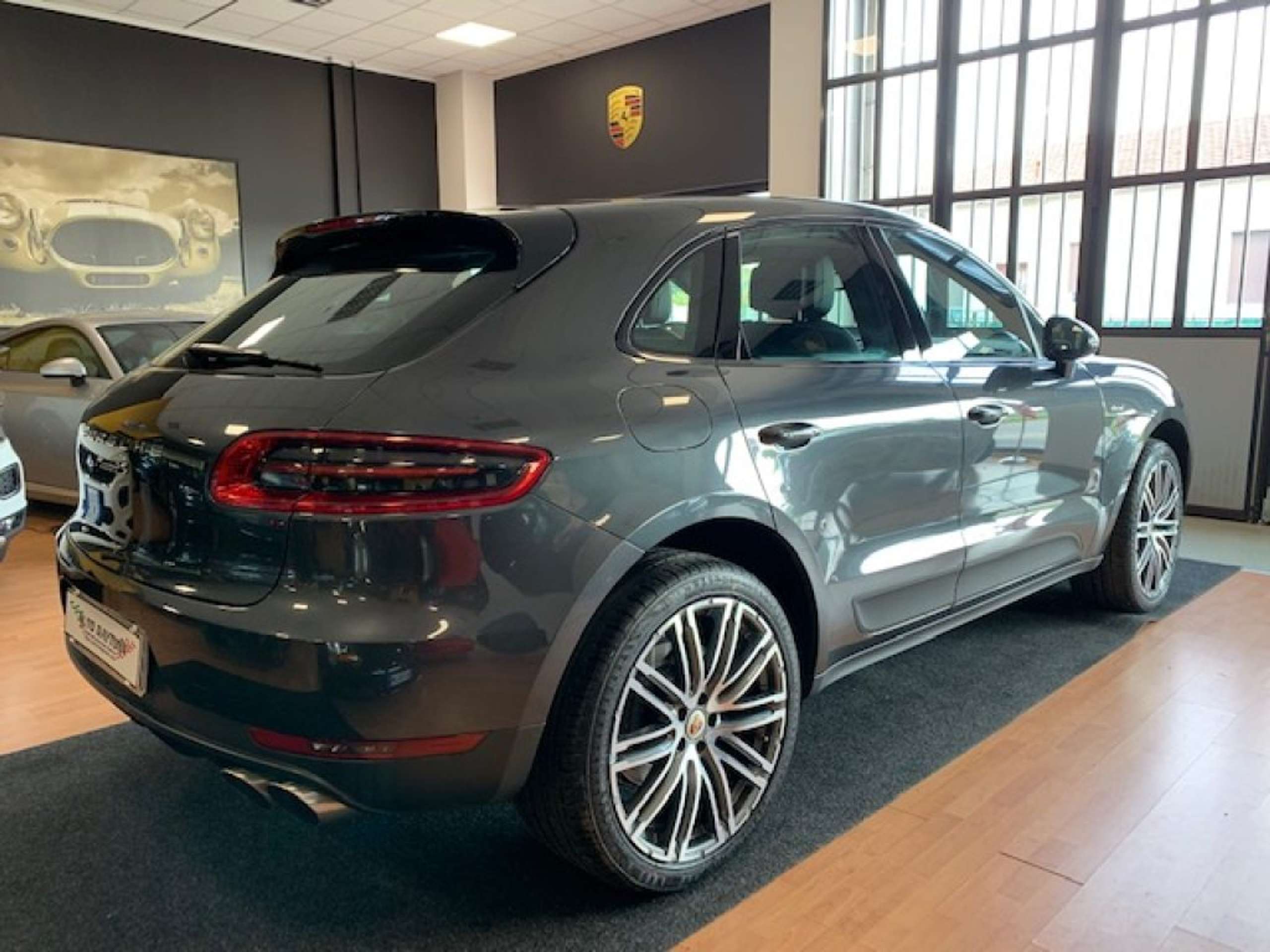 Porsche - Macan