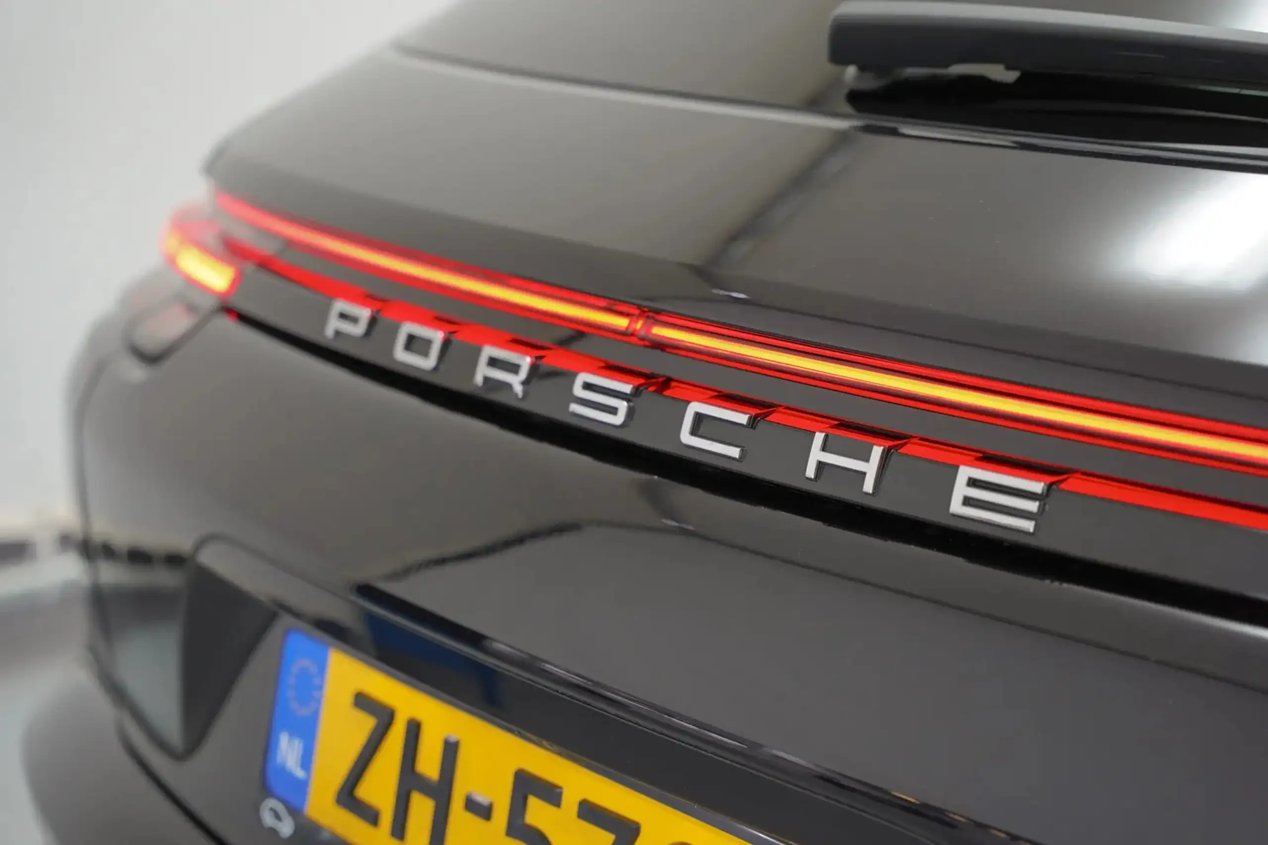 Porsche - Panamera